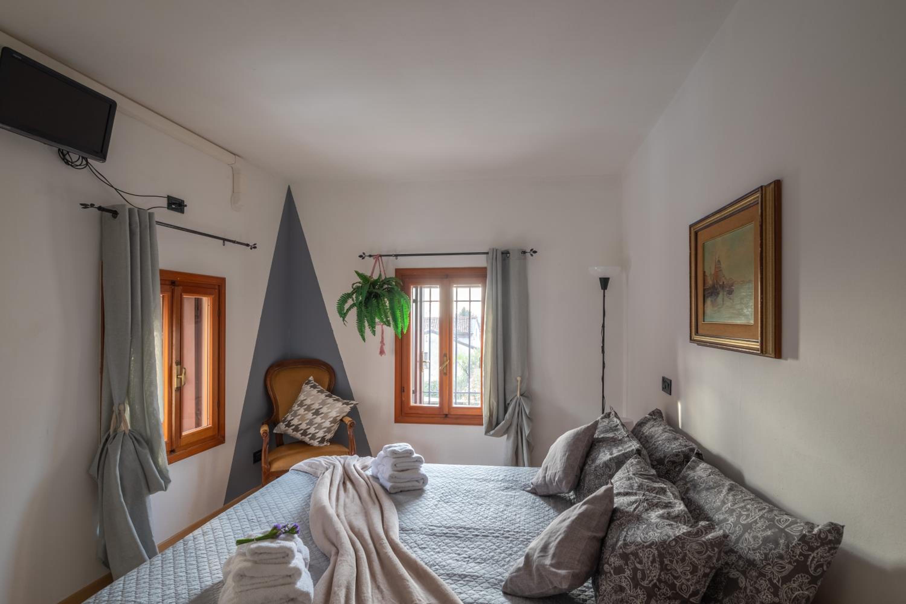 Two-Bedroom House photo 1