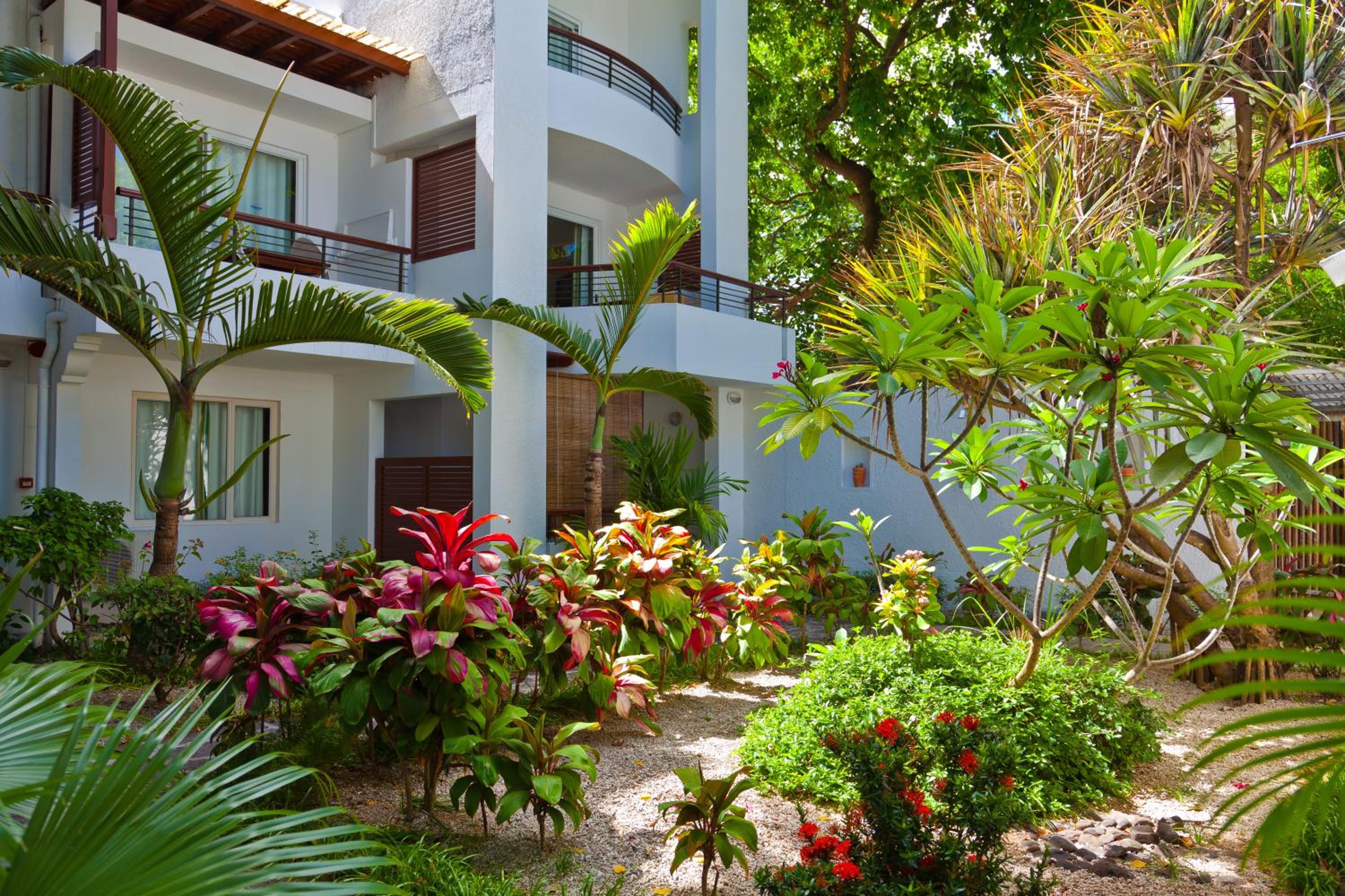 Two-Bedroom Apartment with Garden View photo 3