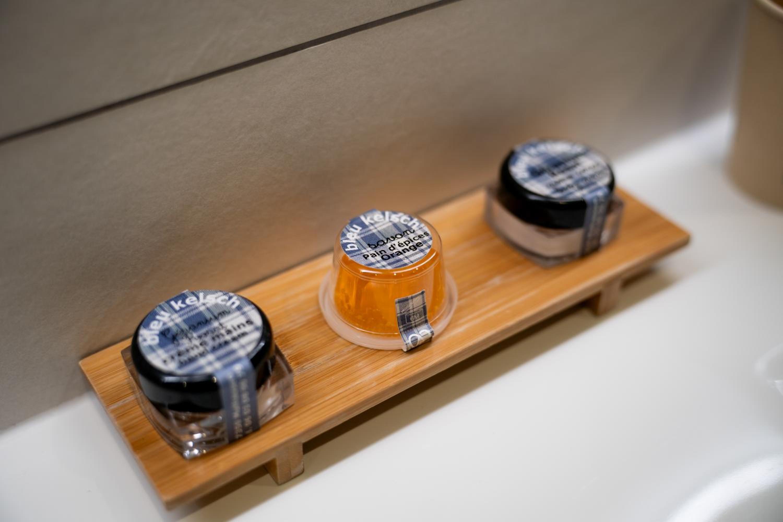 Charm Room with Shower or Balneo Bath - Photo 16