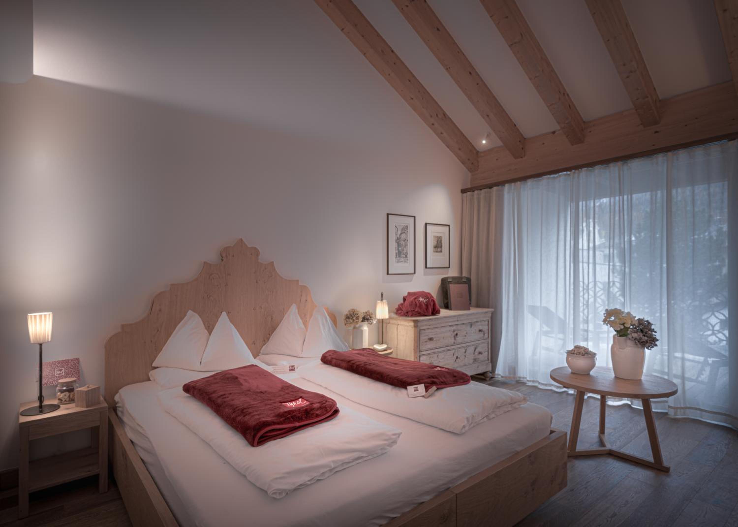 Deluxe Room - Photo 1