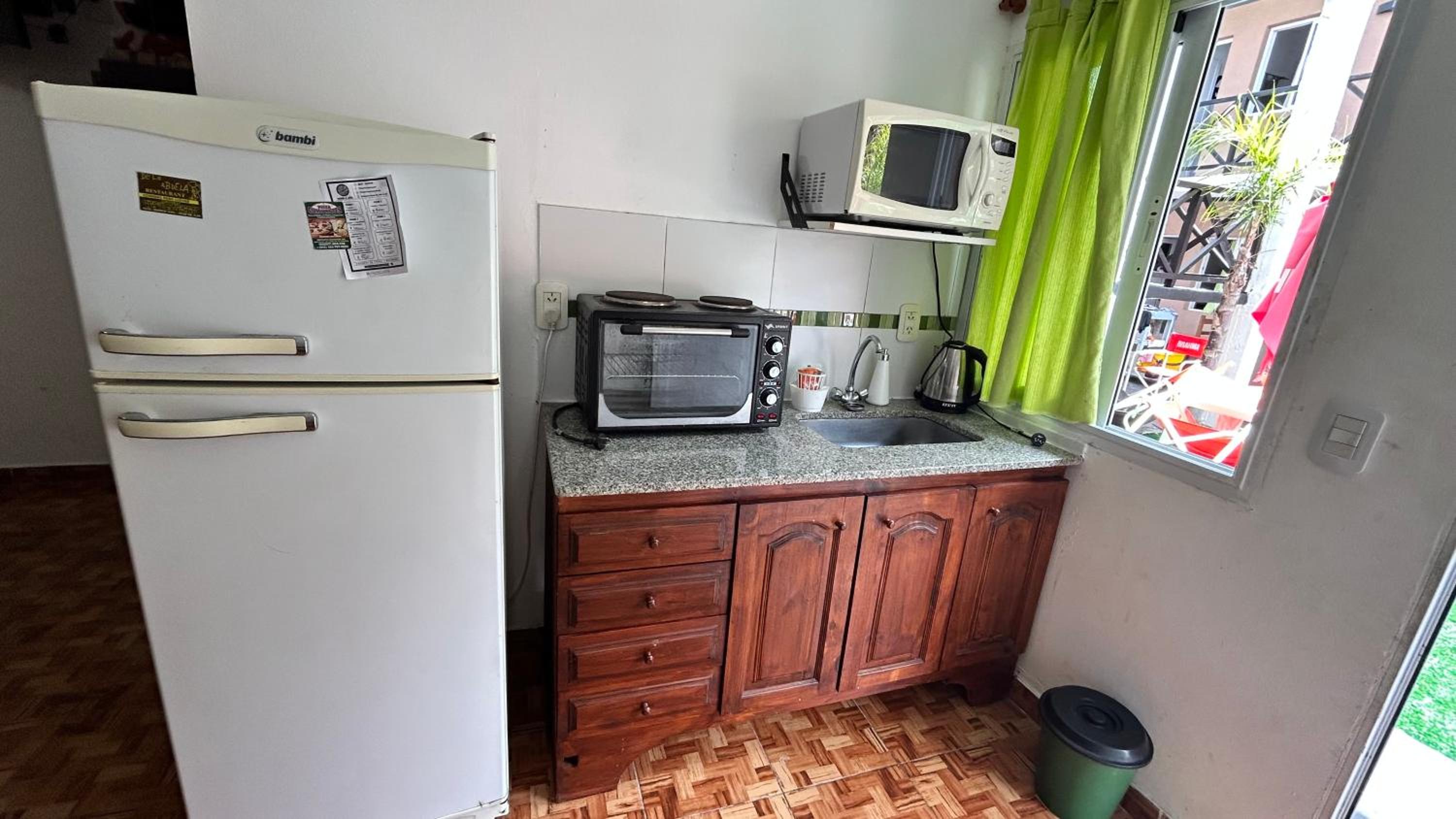 Apartment photo 2