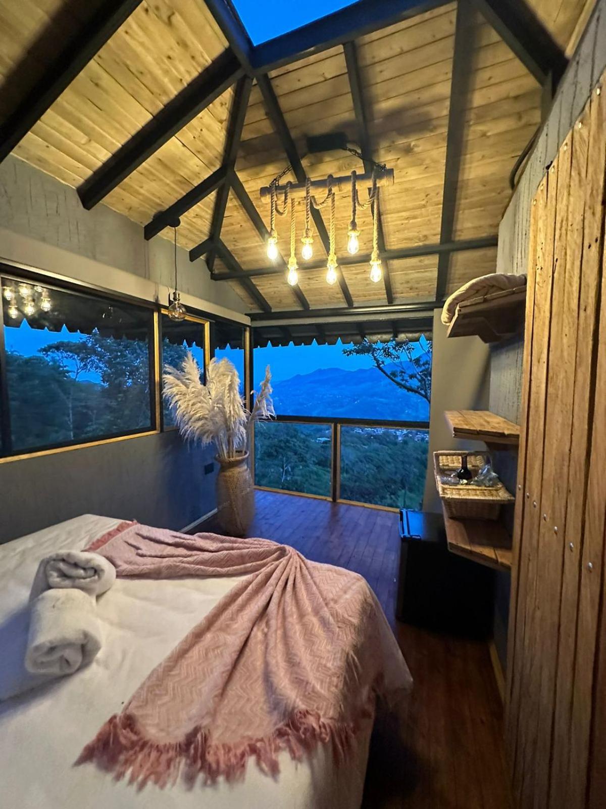 Deluxe Bungalow