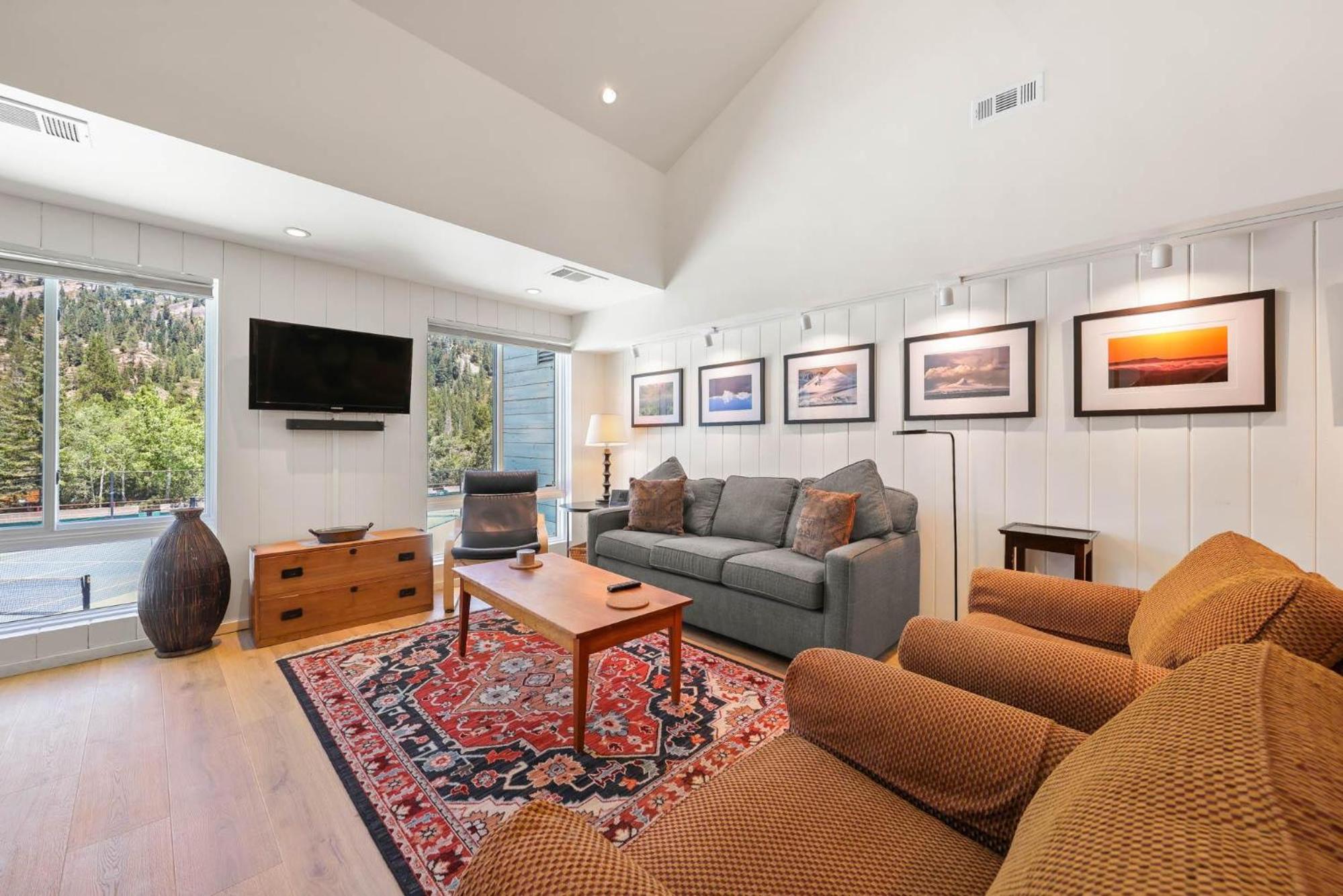 Apartment photo 1