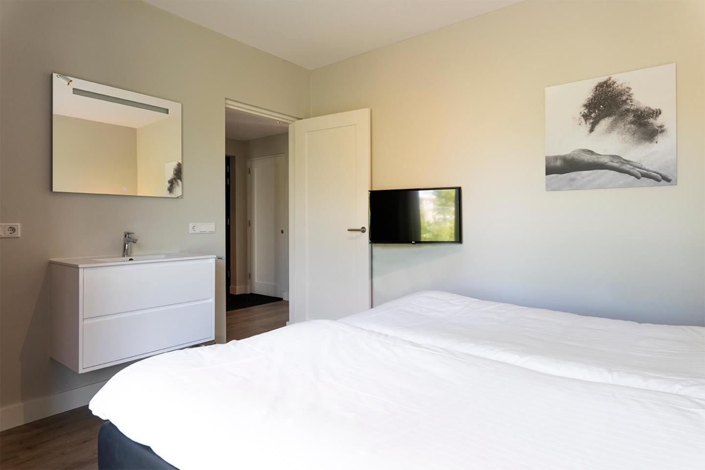 Baayvilla Whirlpool – Pets not allowed photo 2