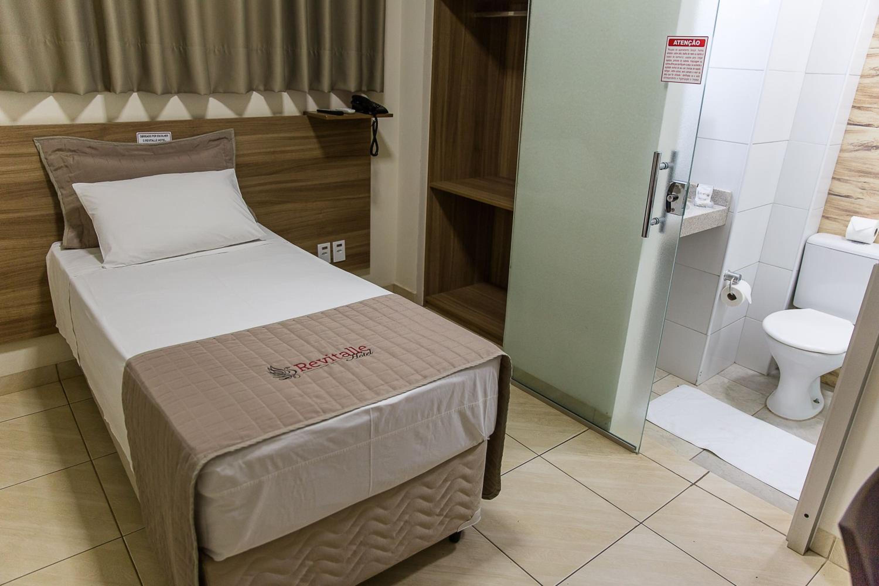 Single Room photo 2