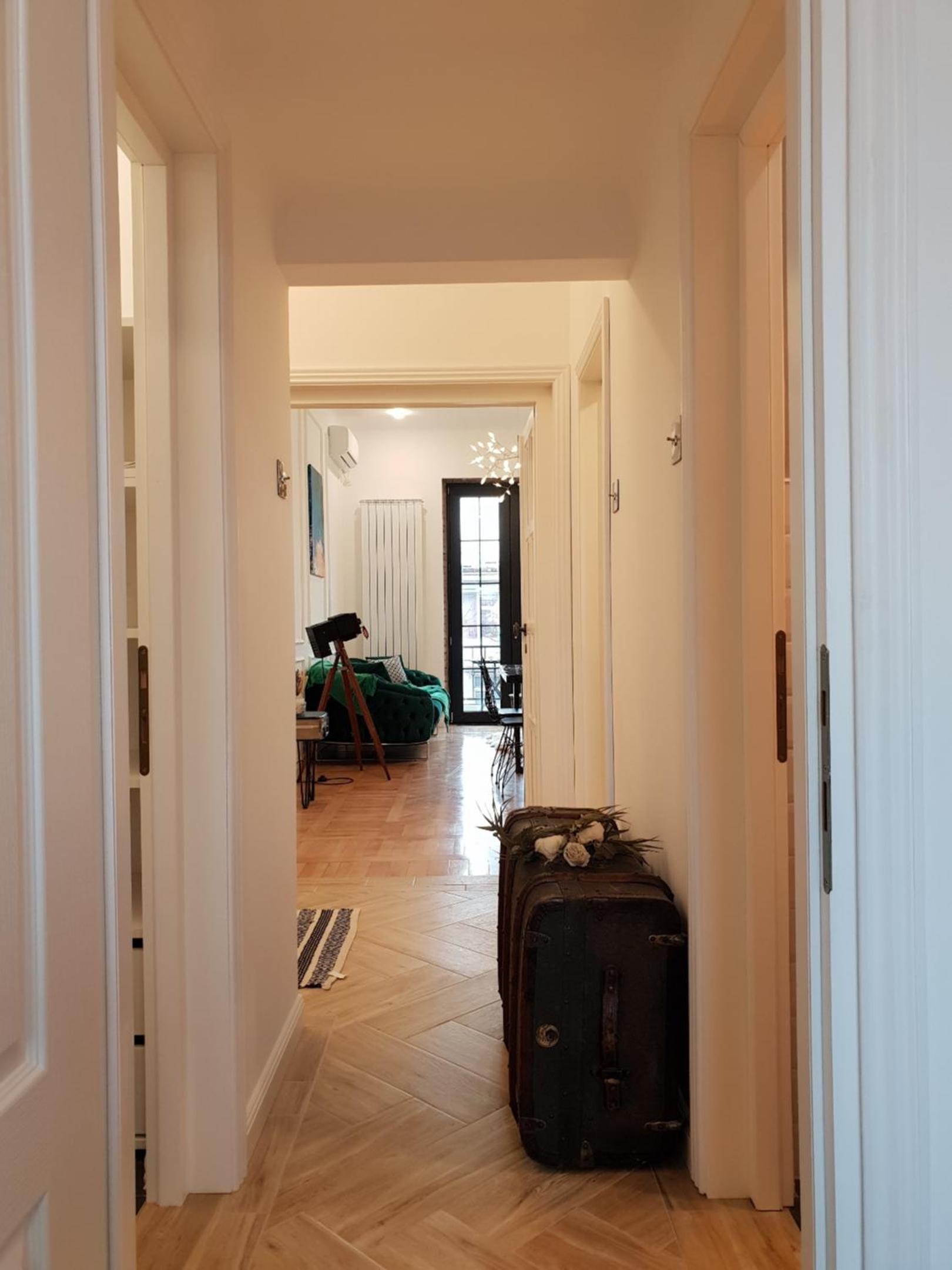 Apartment with Balcony photo 1