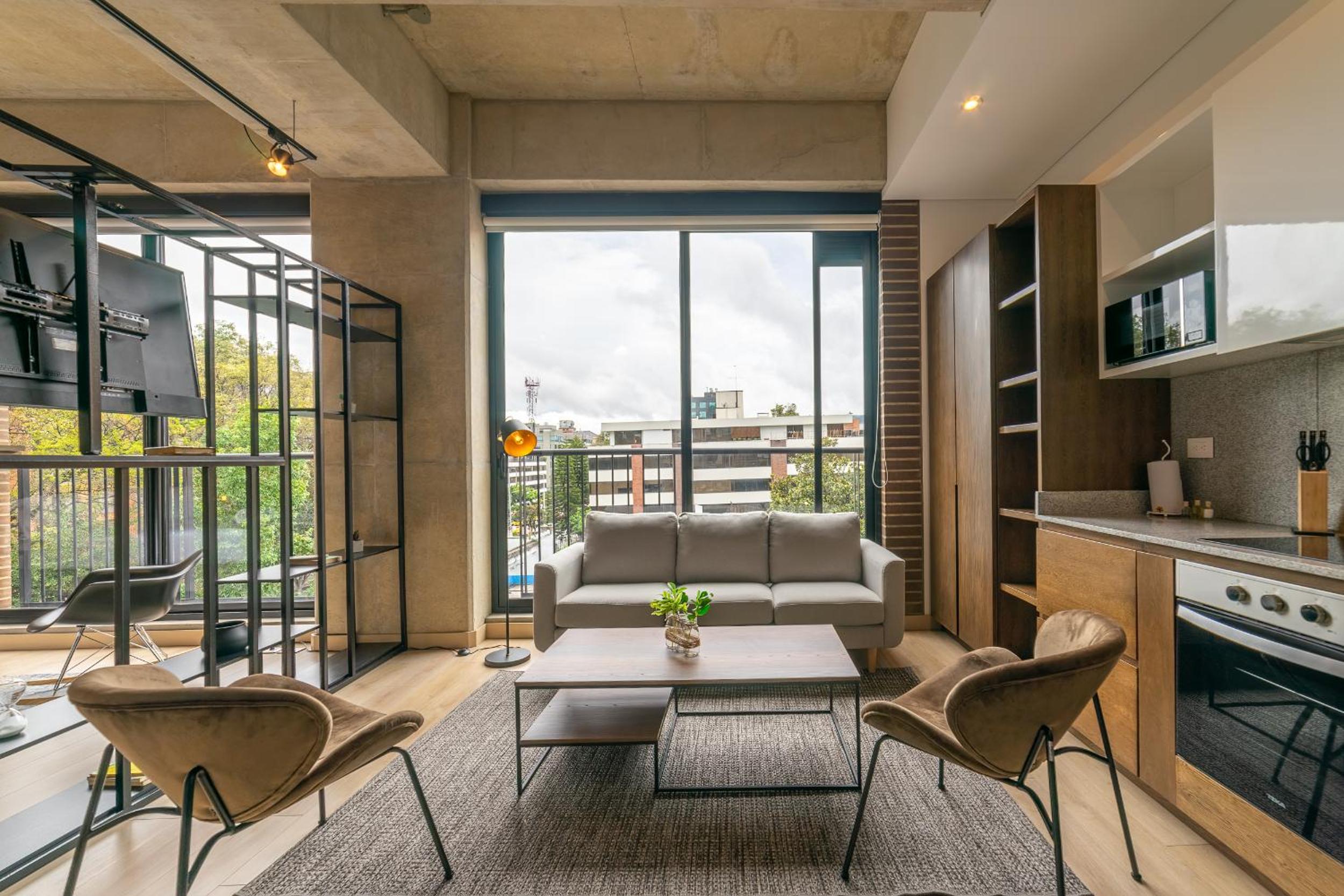 One-bedroom Loft Apartment 