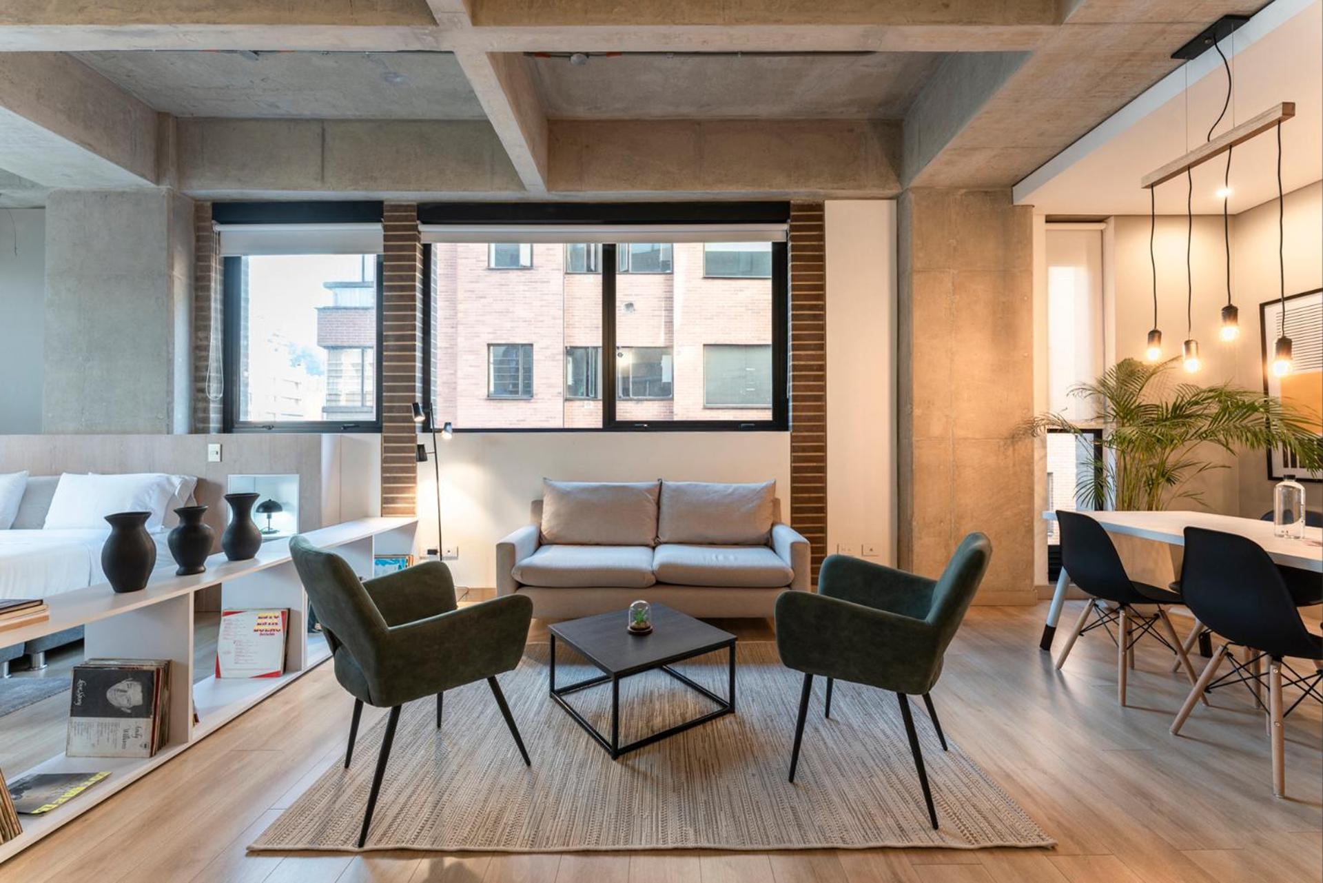 One-Bedroom Loft Apartment 