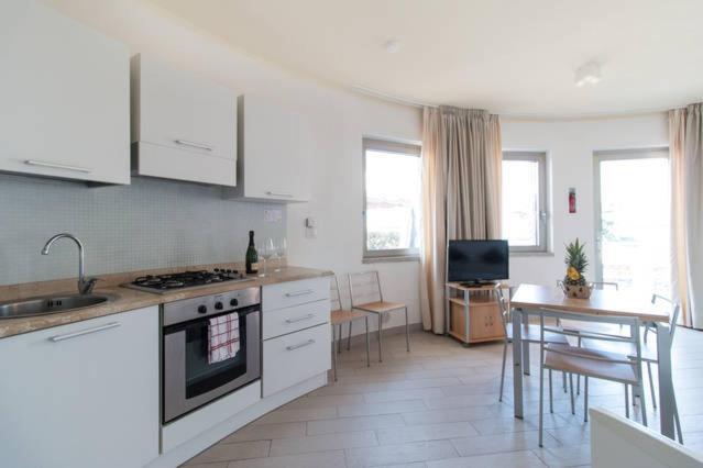 Two-Bedroom House with Sea View photo 3