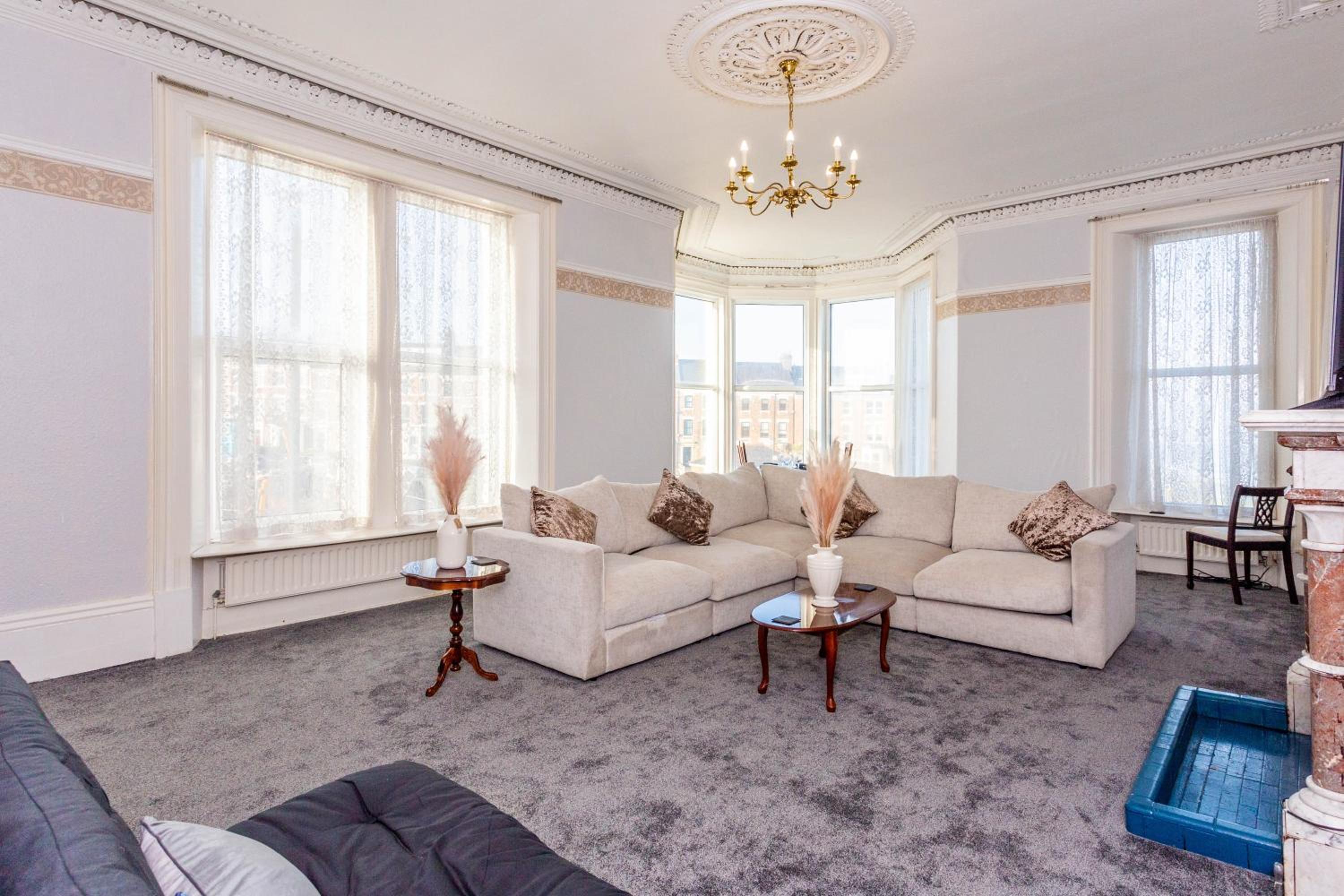 Superior Suite with Sea View photo 1