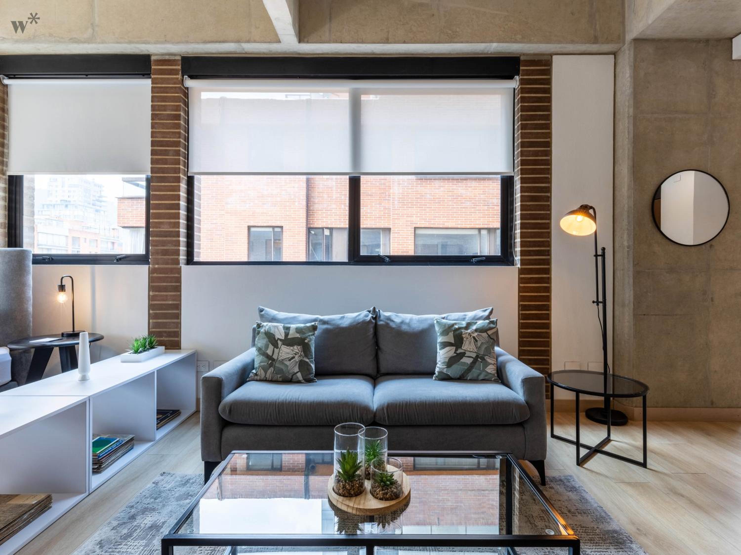 One-bedroom Loft Apartment 