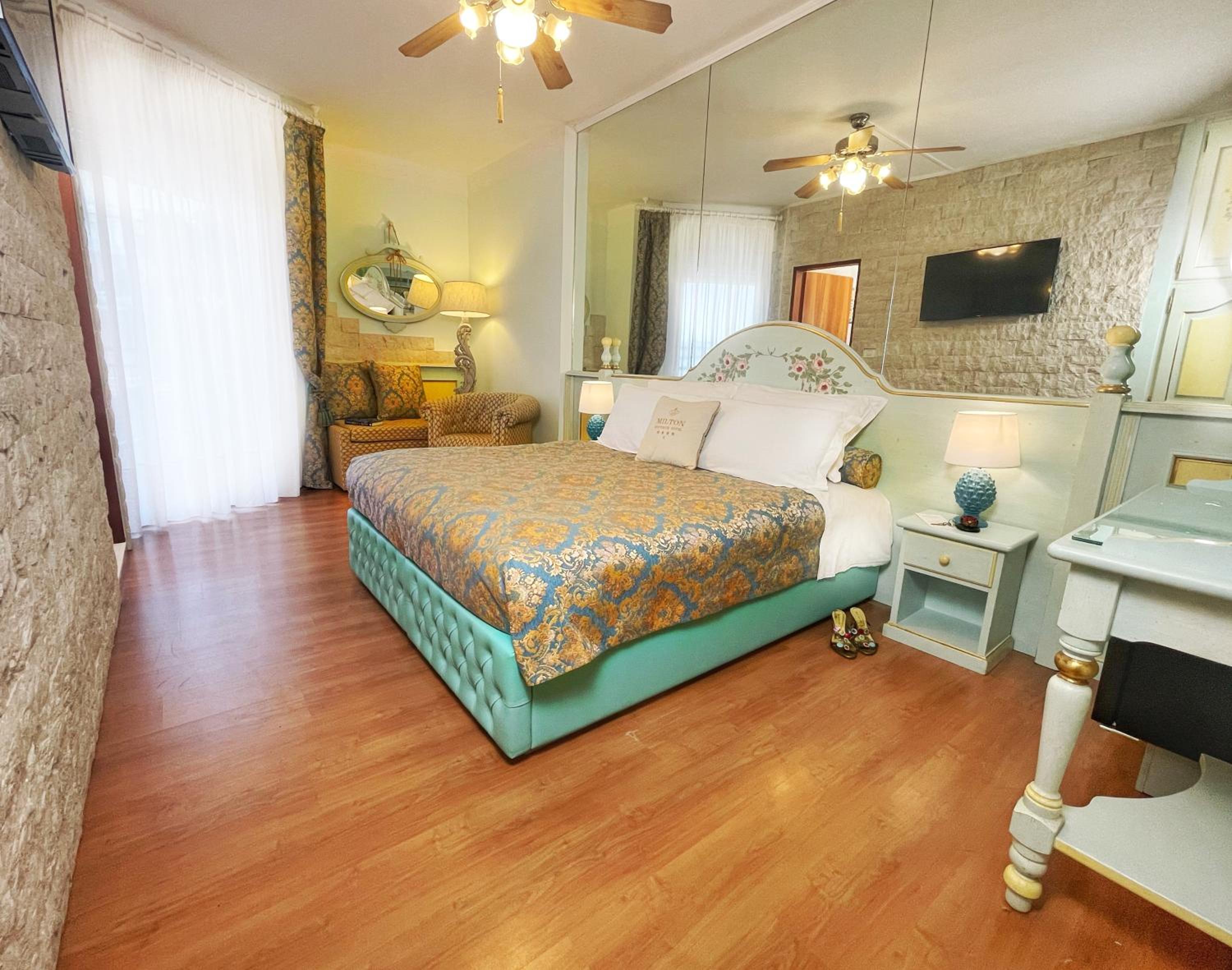 Comfort Triple Room