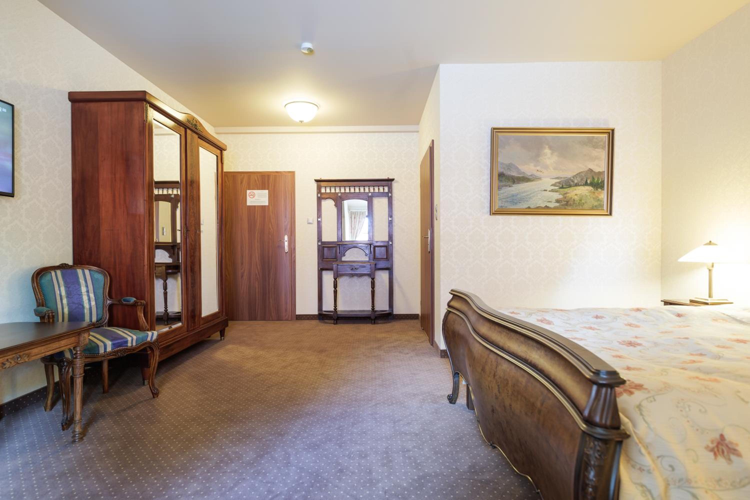 Apartment - Photo 9