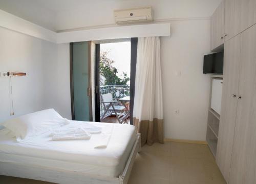 Twin Room with Mountain View photo 1