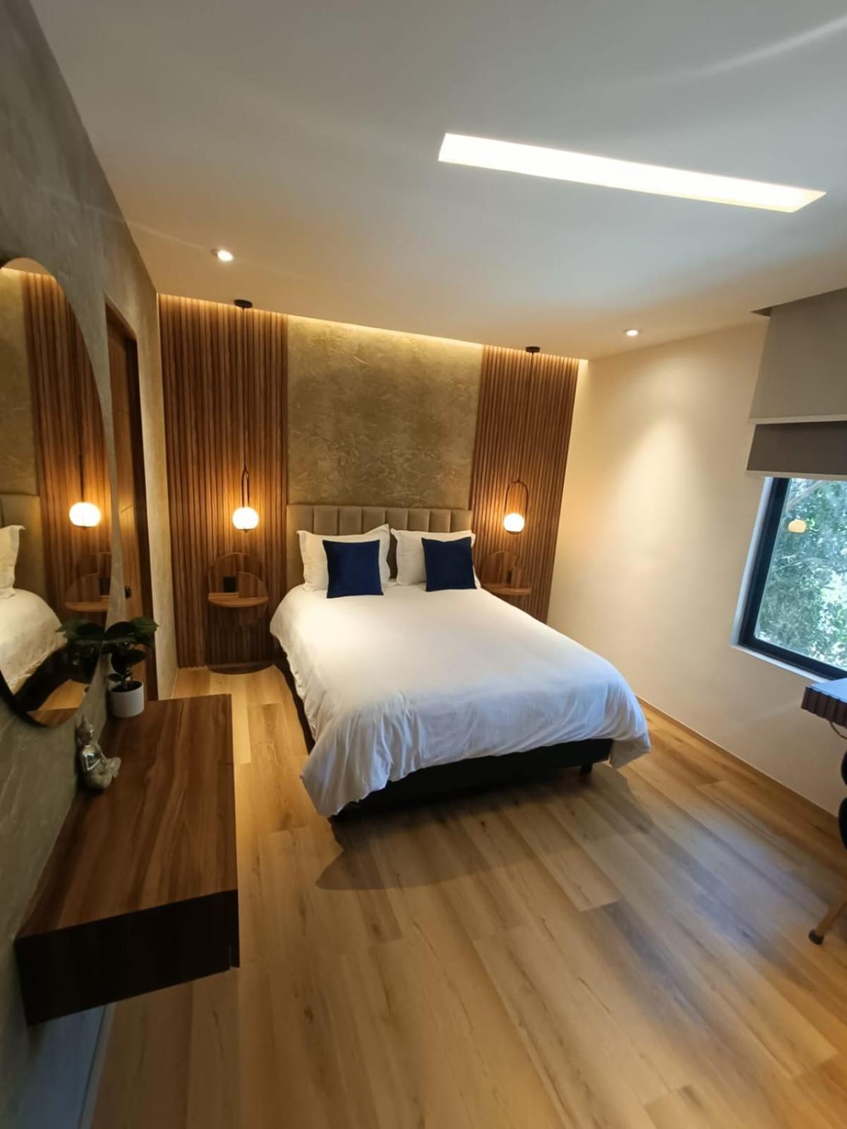 Standard Suite