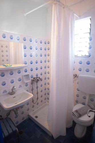 Twin Room with Sea View photo 2