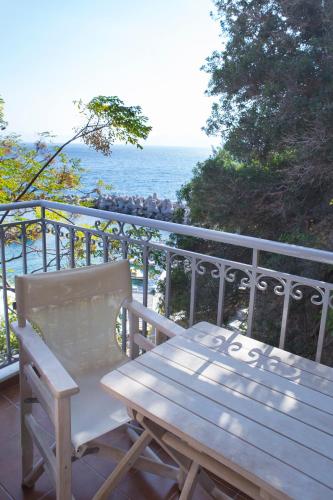 Triple Room with Sea View photo 2