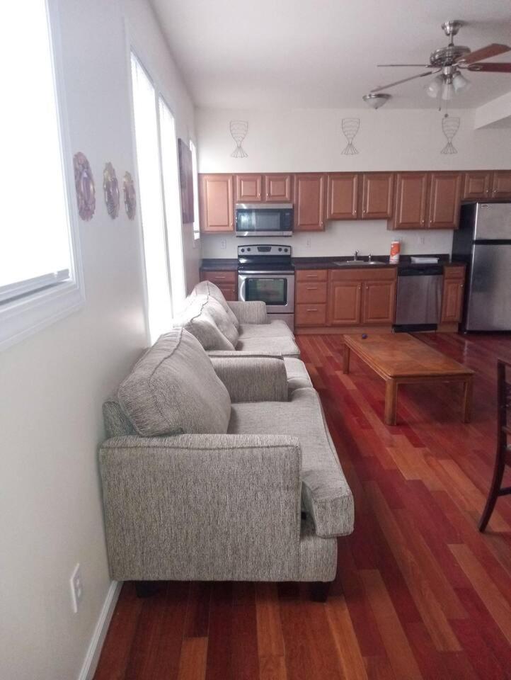 One-Bedroom Apartment photo 3