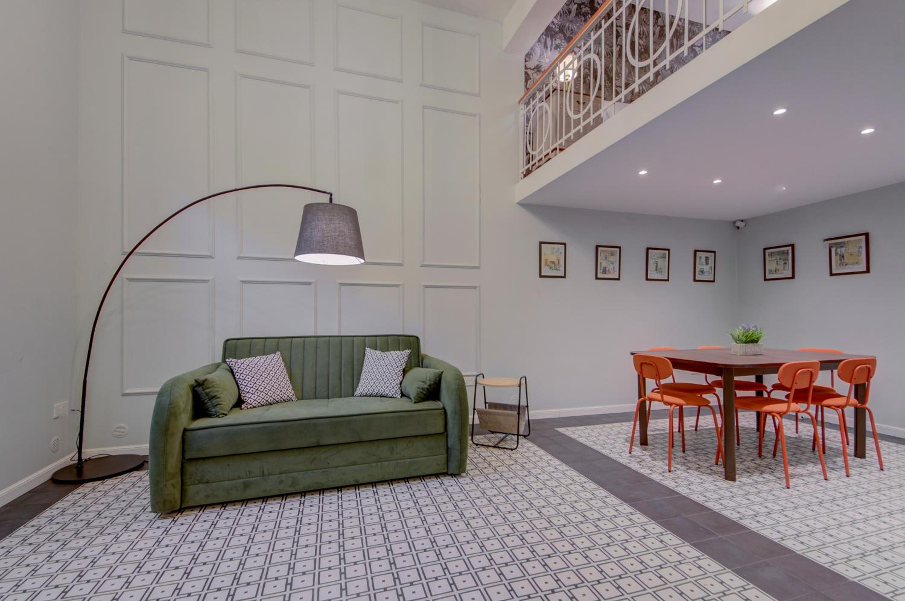 One-Bedroom Apartment