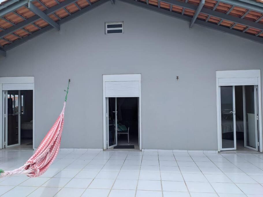 Four-Bedroom House photo 3