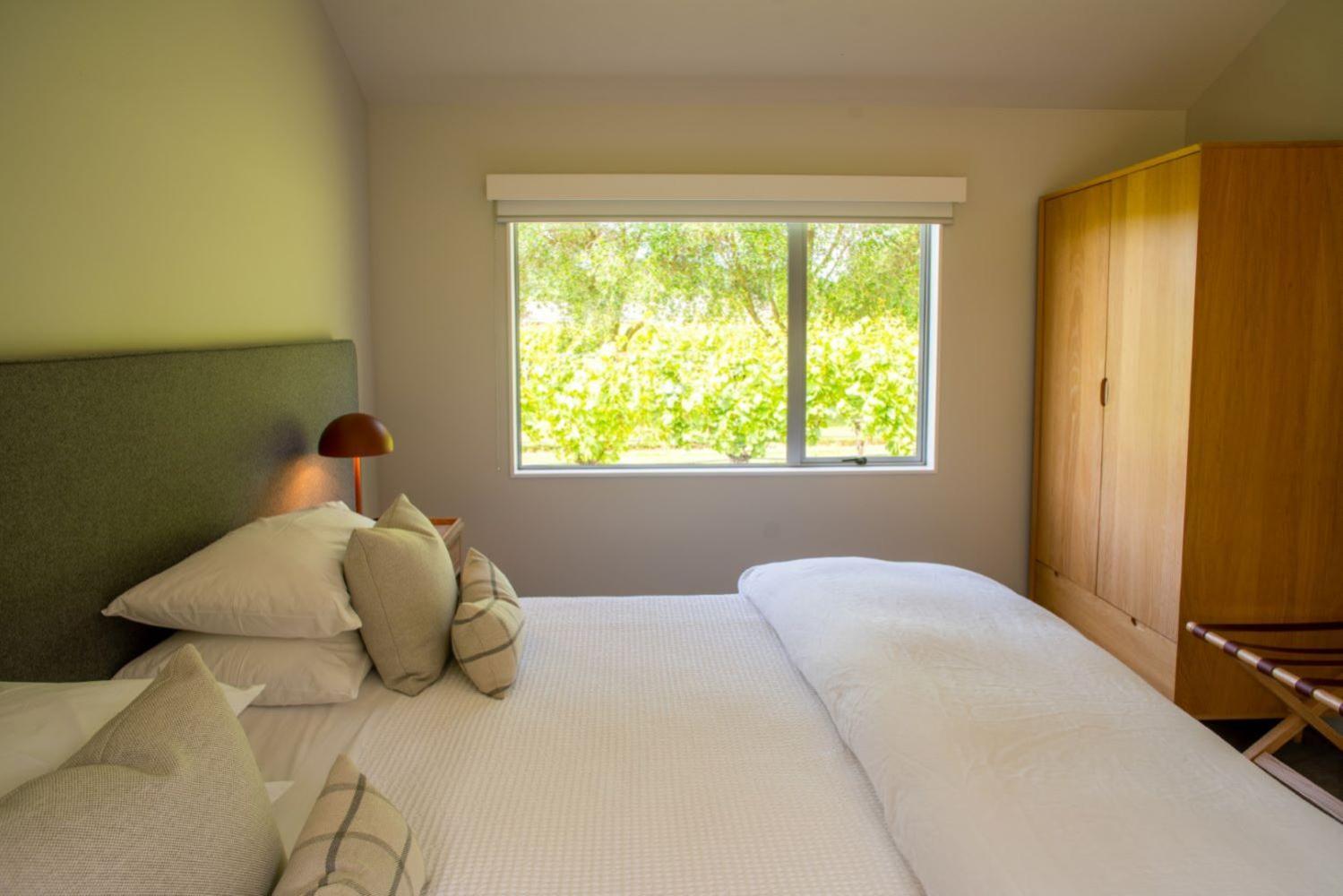 Two-Bedroom Cottage photo 2