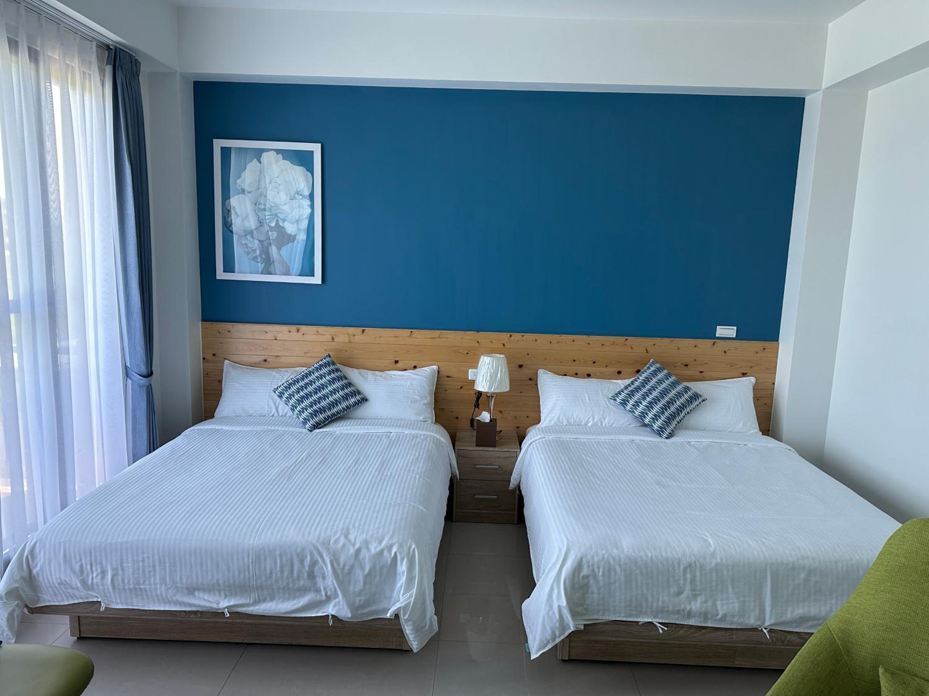 Quadruple Room with Balcony photo 2