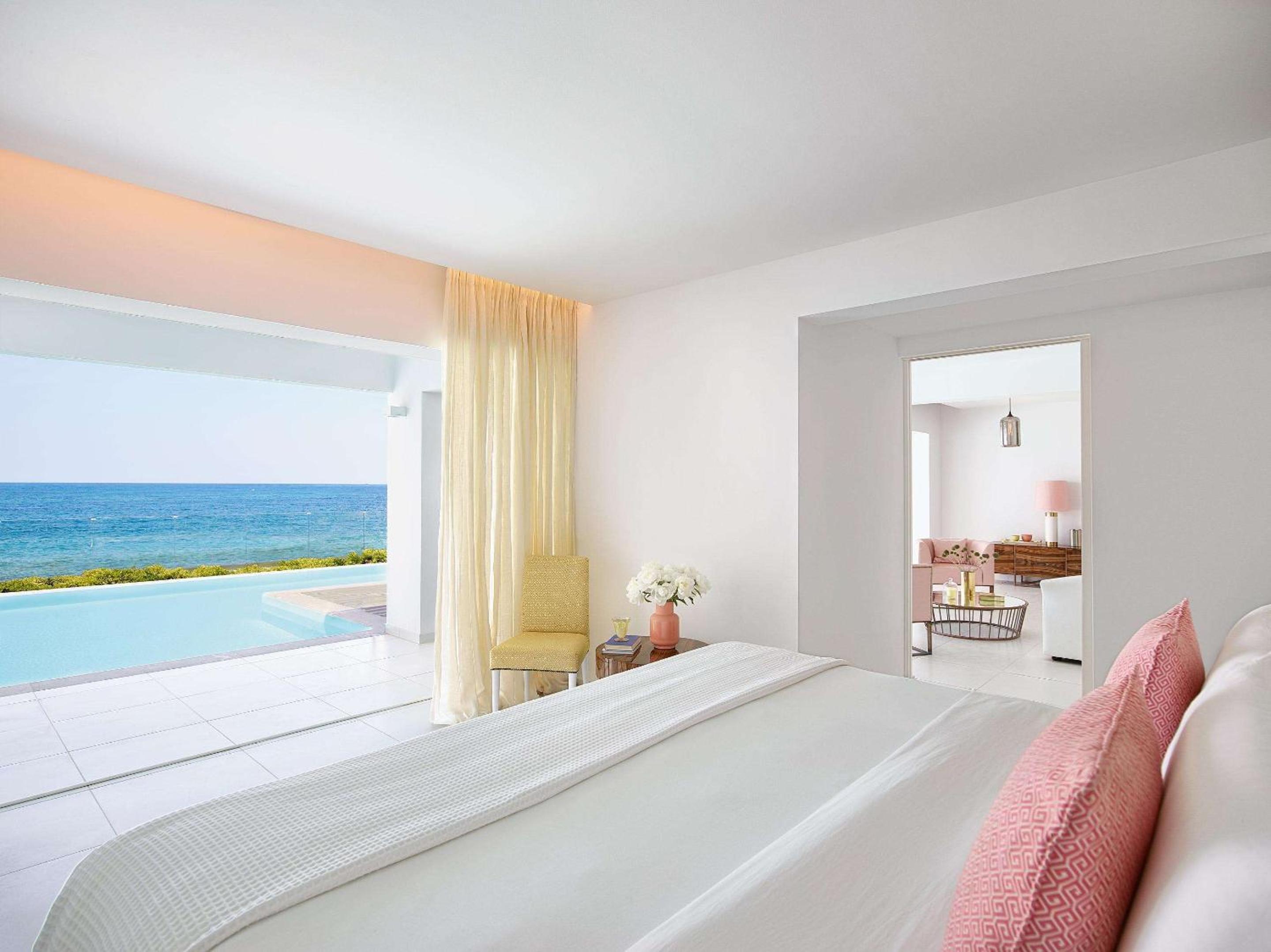 Villa White, Seafront Prive Pool - Photo 11