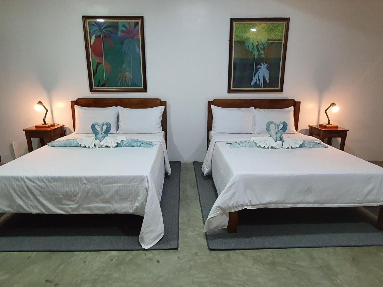 Deluxe Queen Room with Two Queen Beds