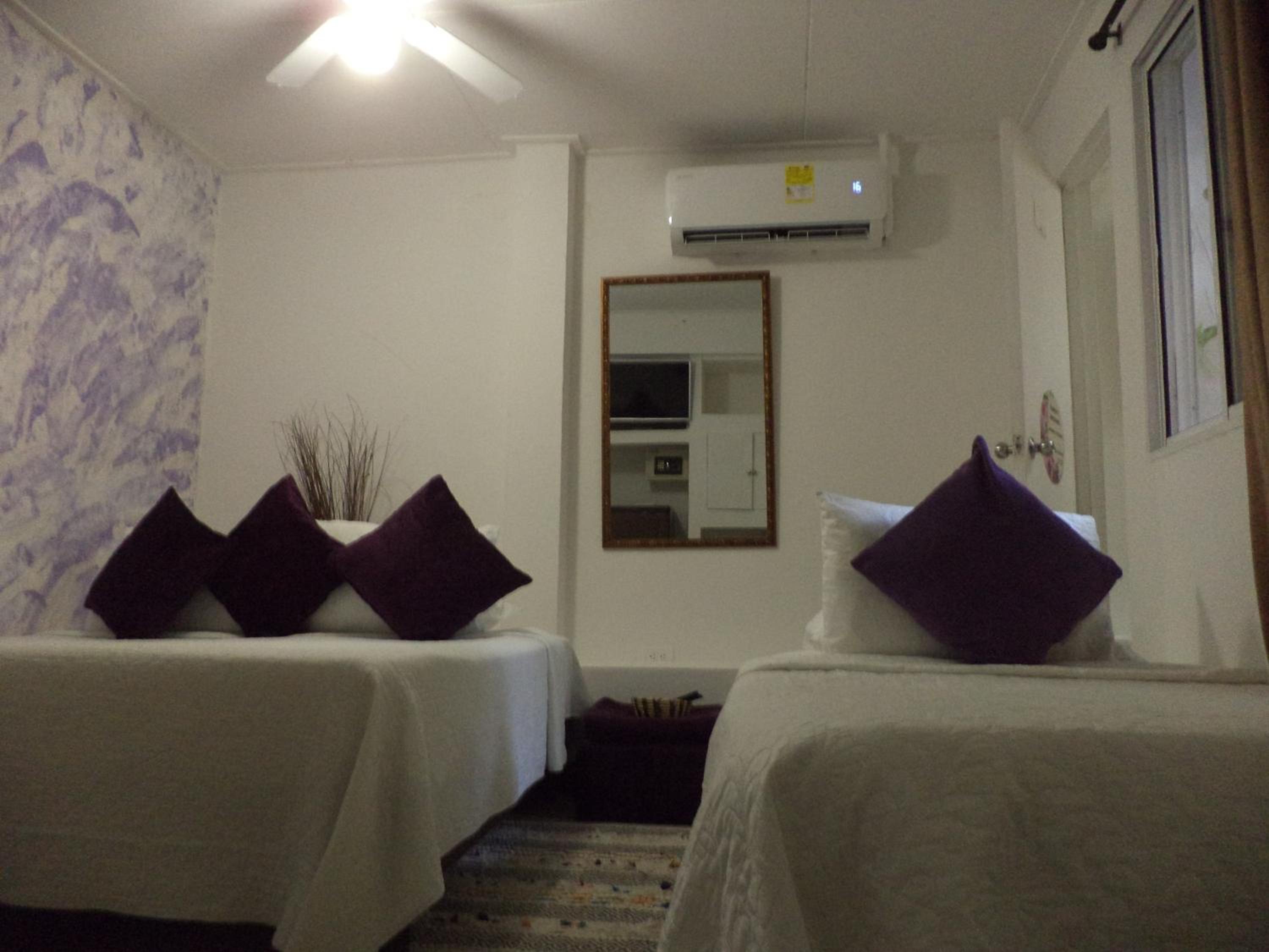 Standard Triple Room photo 3