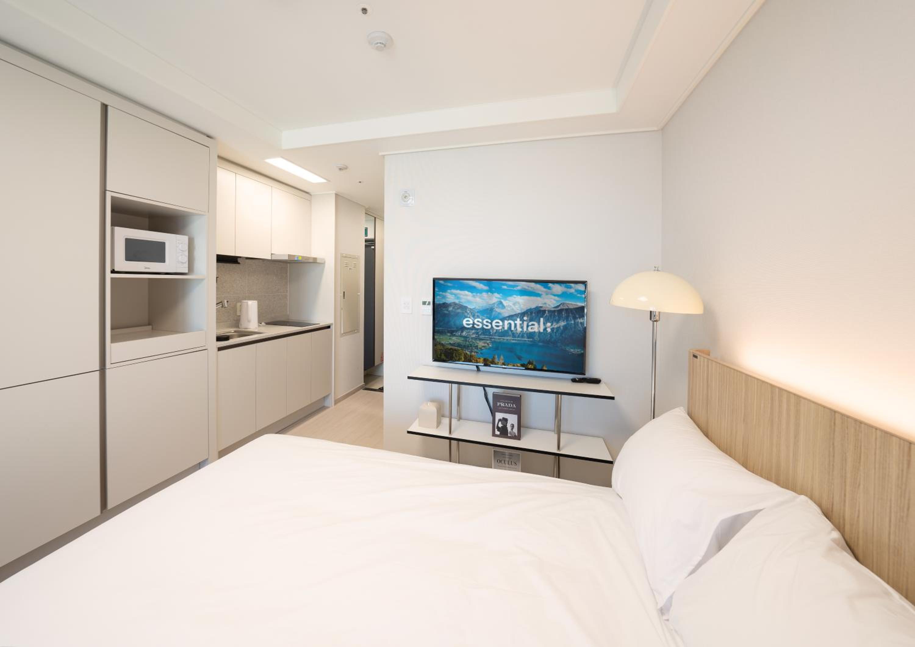 Run of House room(Room type not guaranteed) - Photo 23