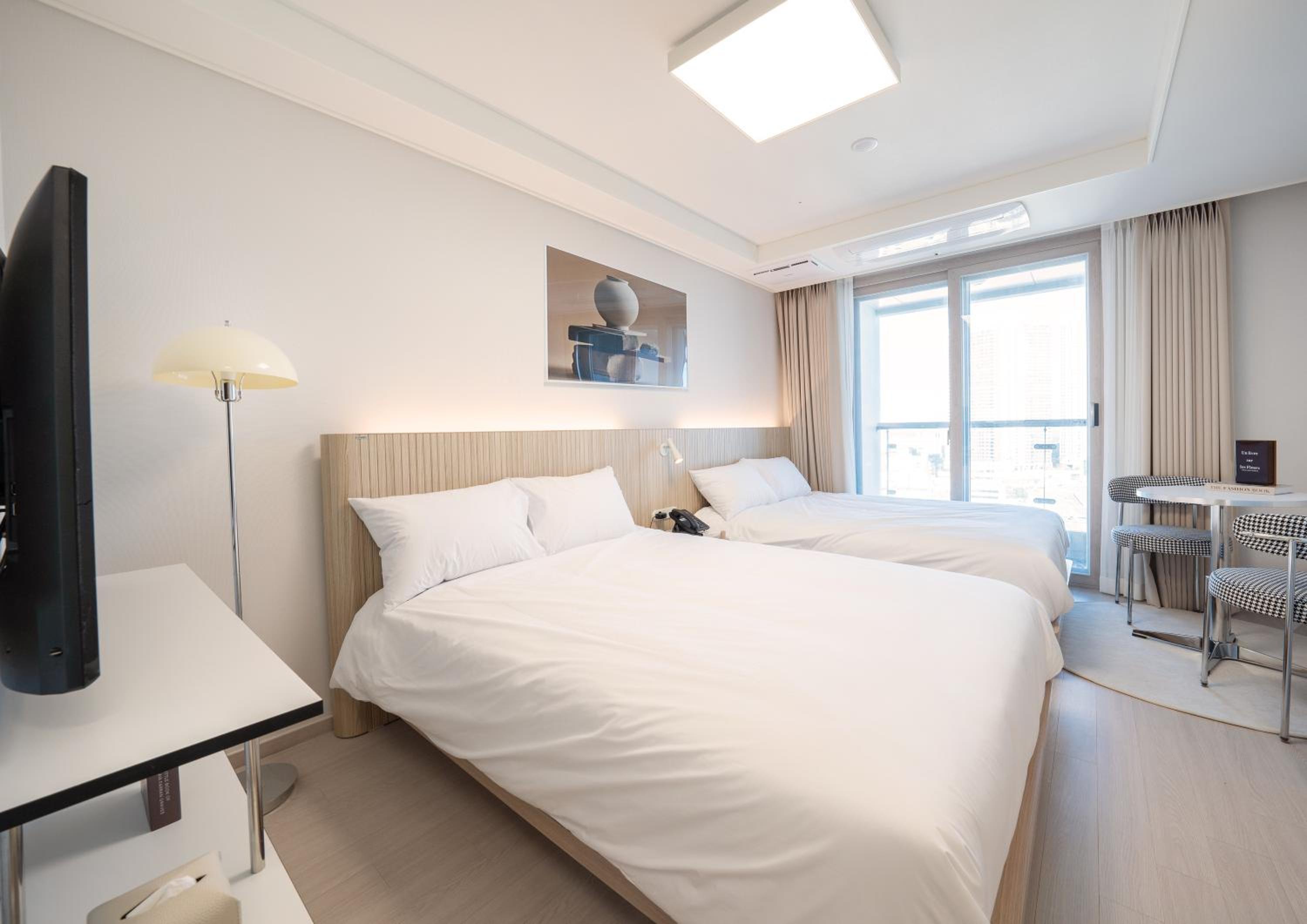 Run of House room(Room type not guaranteed) - Photo 24