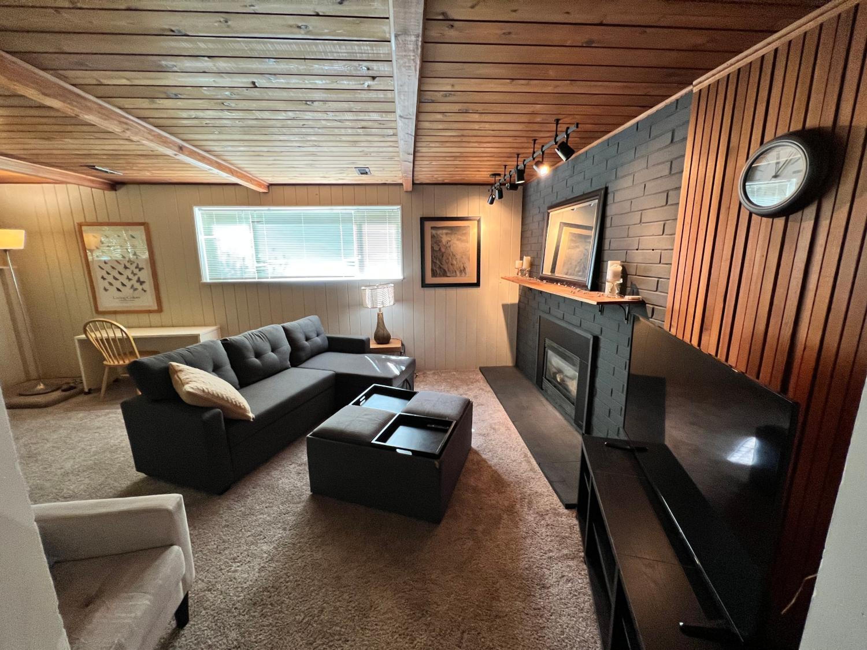 Four-Bedroom House photo 1