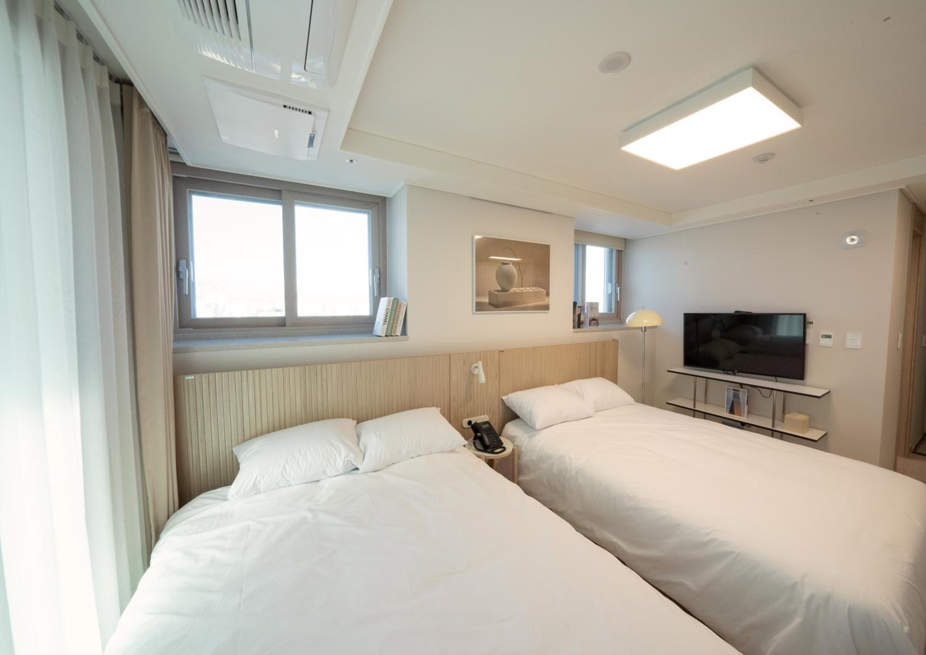 Family City View (8F~) - Photo 7