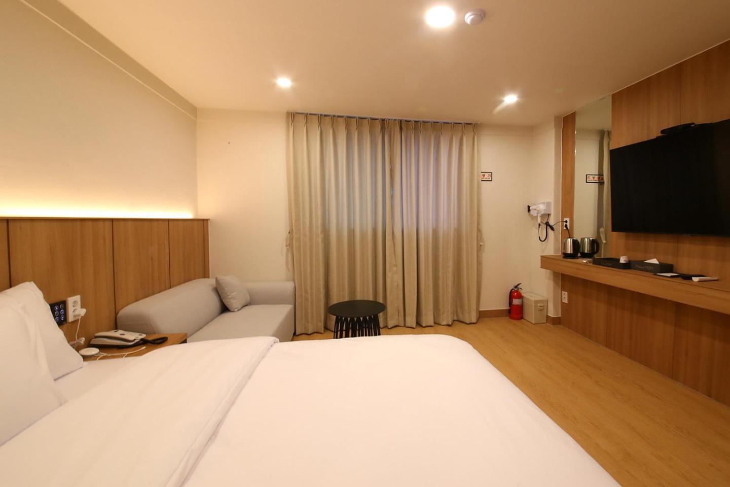 Standard Double Room photo 3