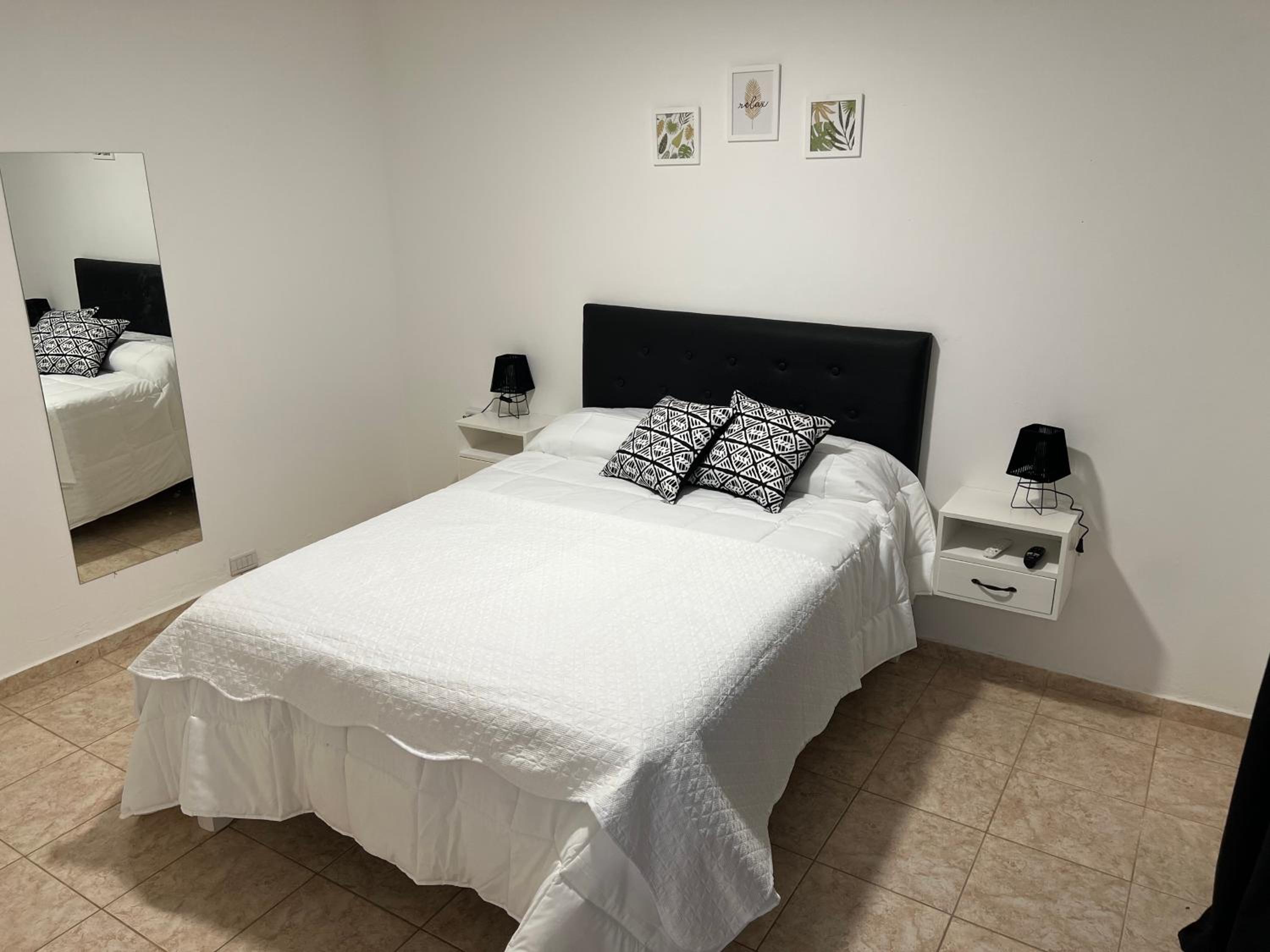One-Bedroom Apartment photo 3