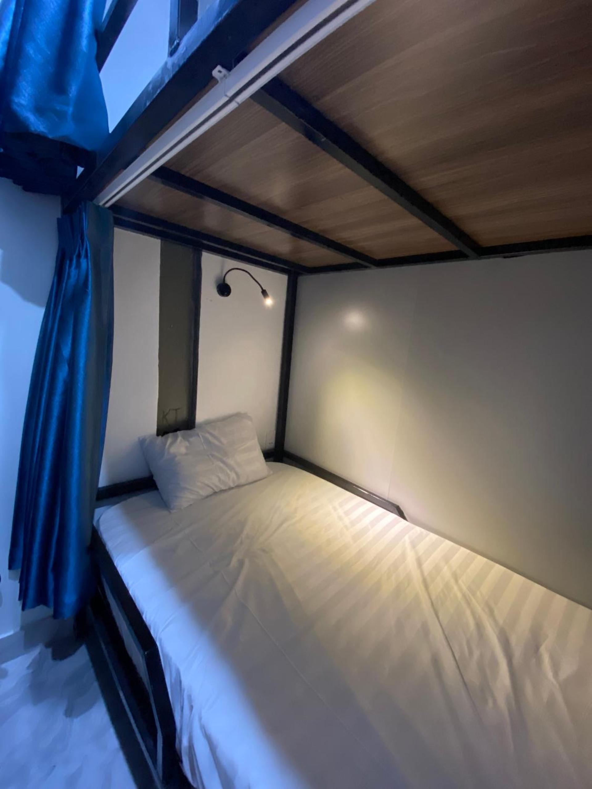 Bed in 10-Bed Mixed Dormitory Room photo 3