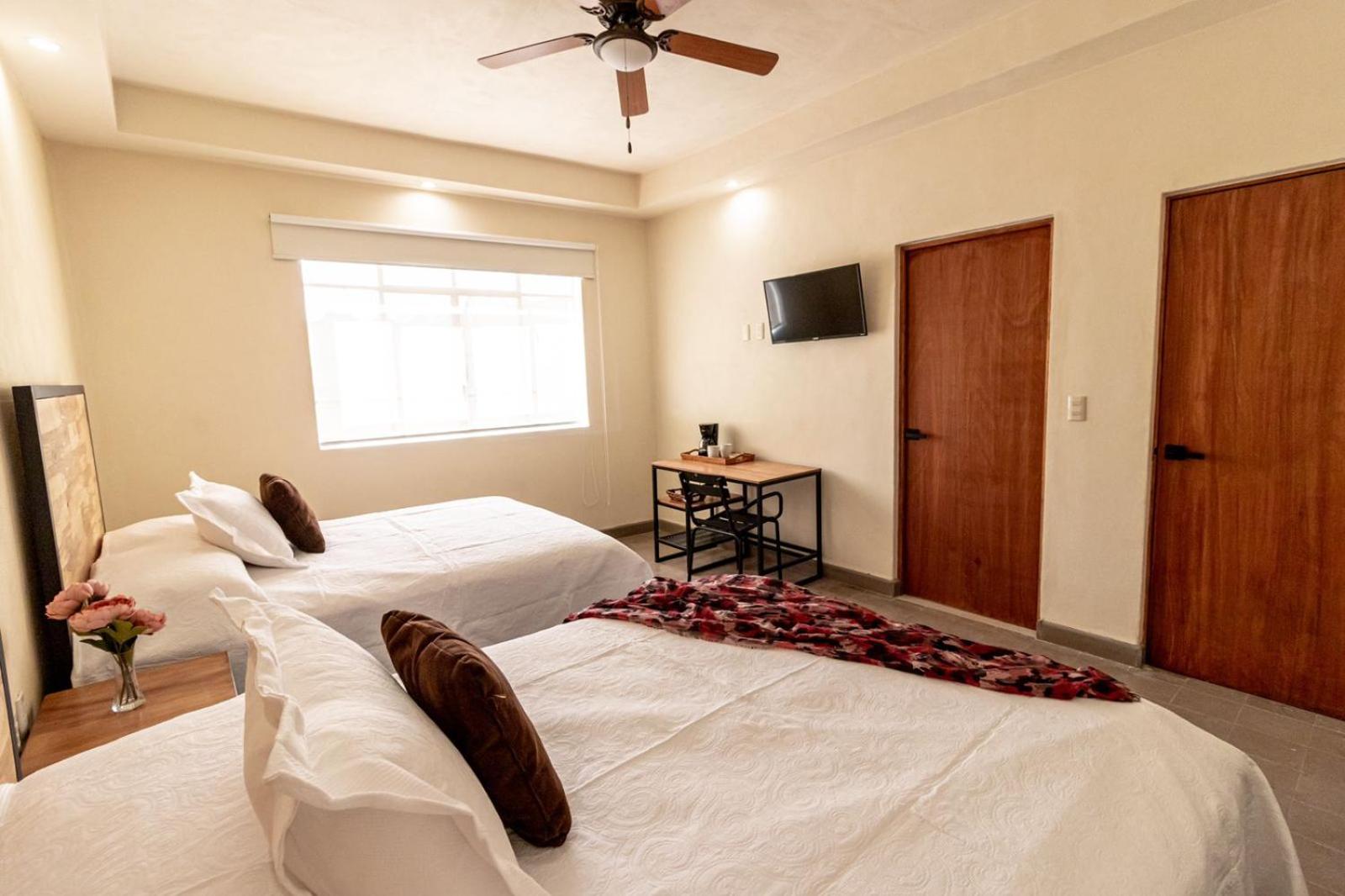 Deluxe Double Room With Two Double Beds photo 3