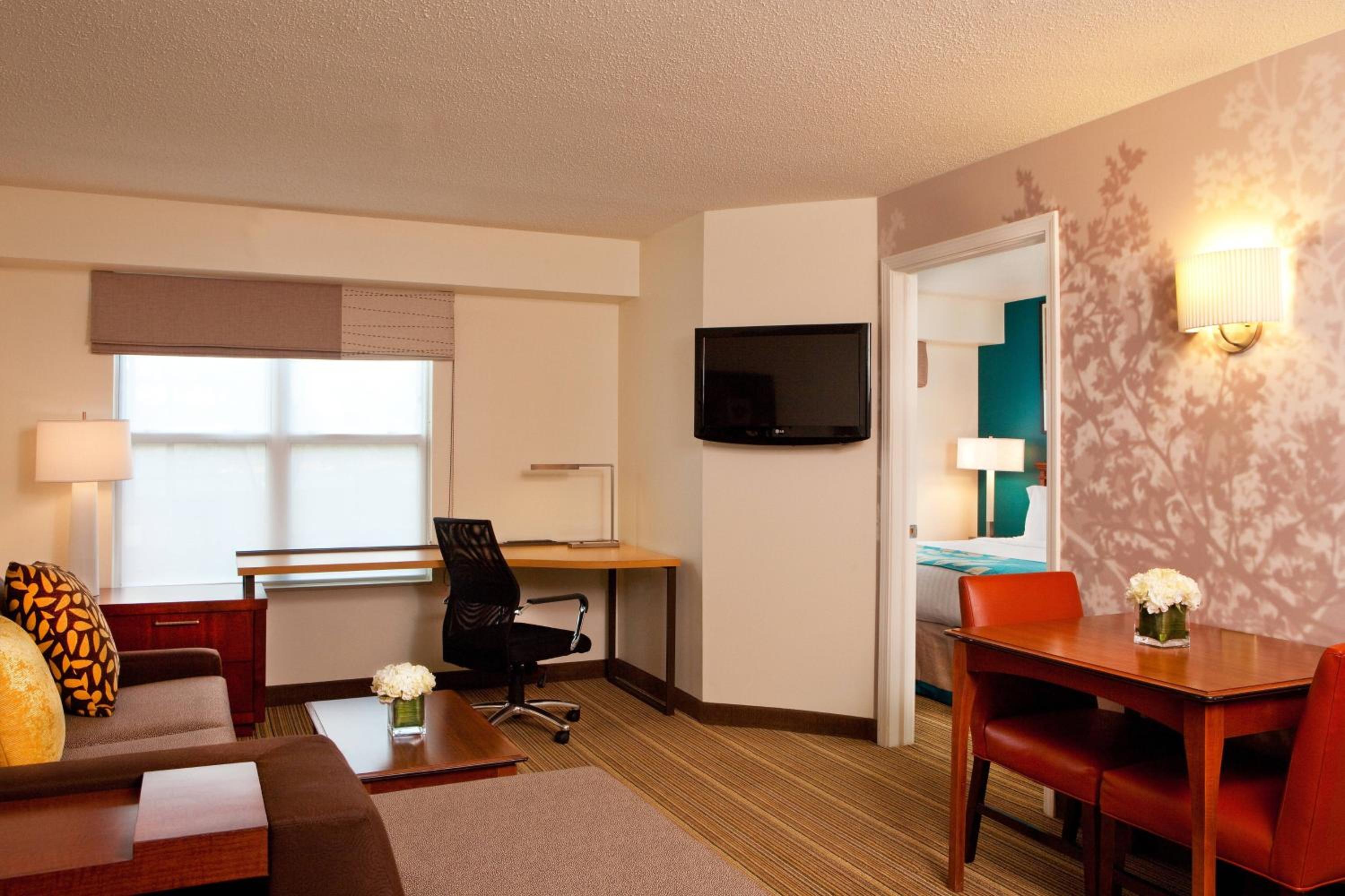 One-Bedroom King Suite with Sofa Bed - Photo 1