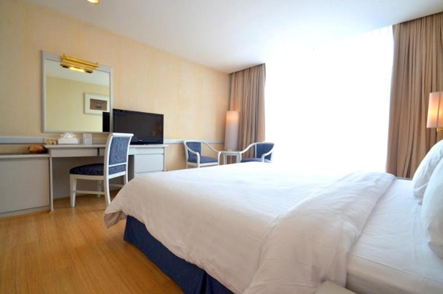 Deluxe Double Room photo 2