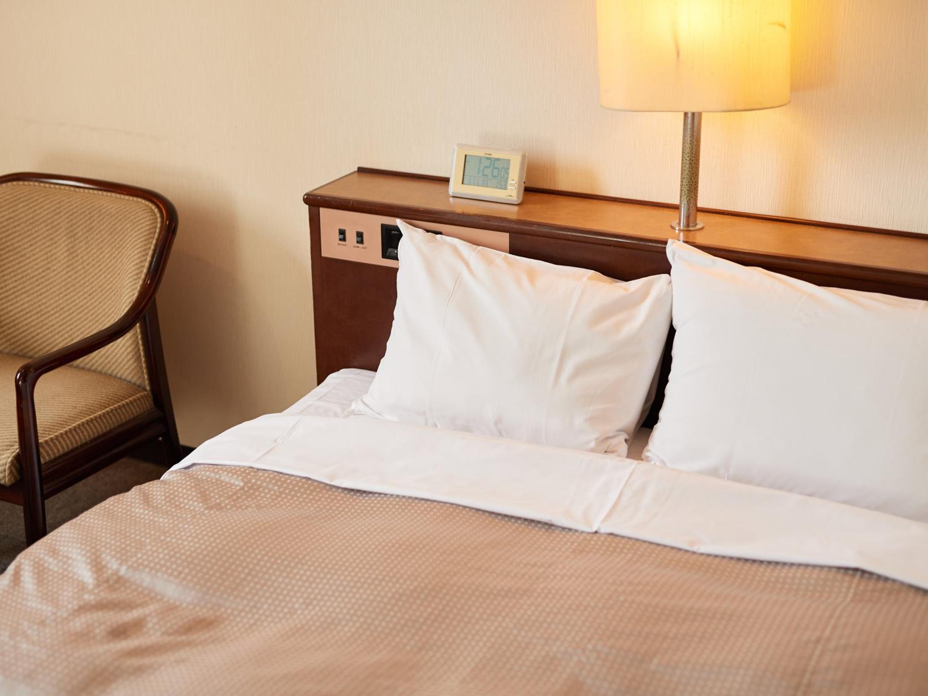 Double Room - Non-Smoking - Photo 14