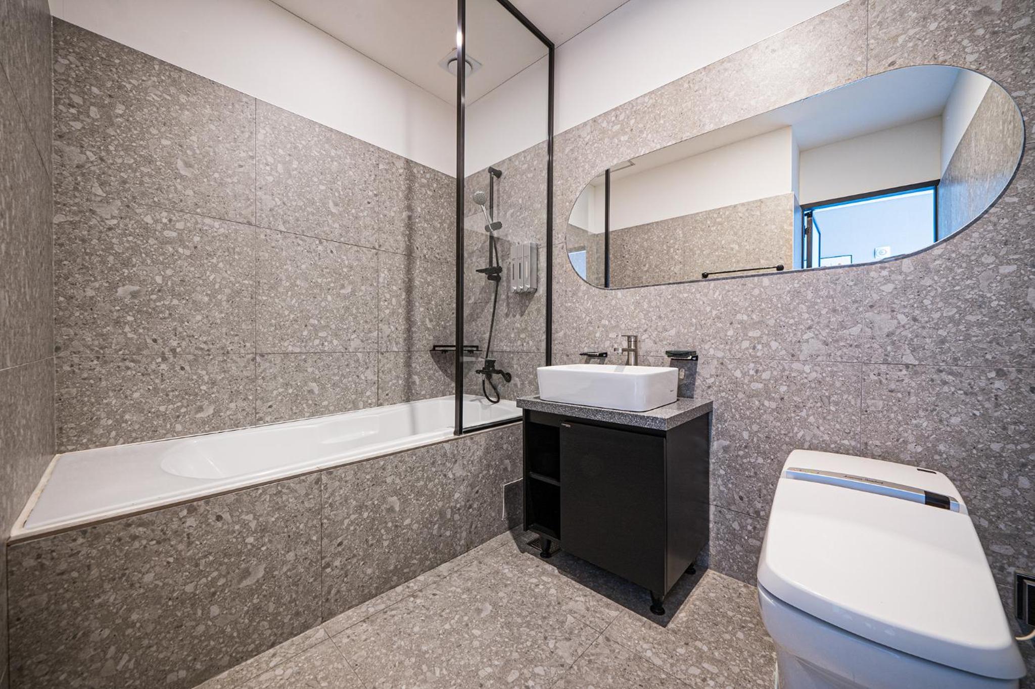 Executive Suite with Sea View - Photo 5