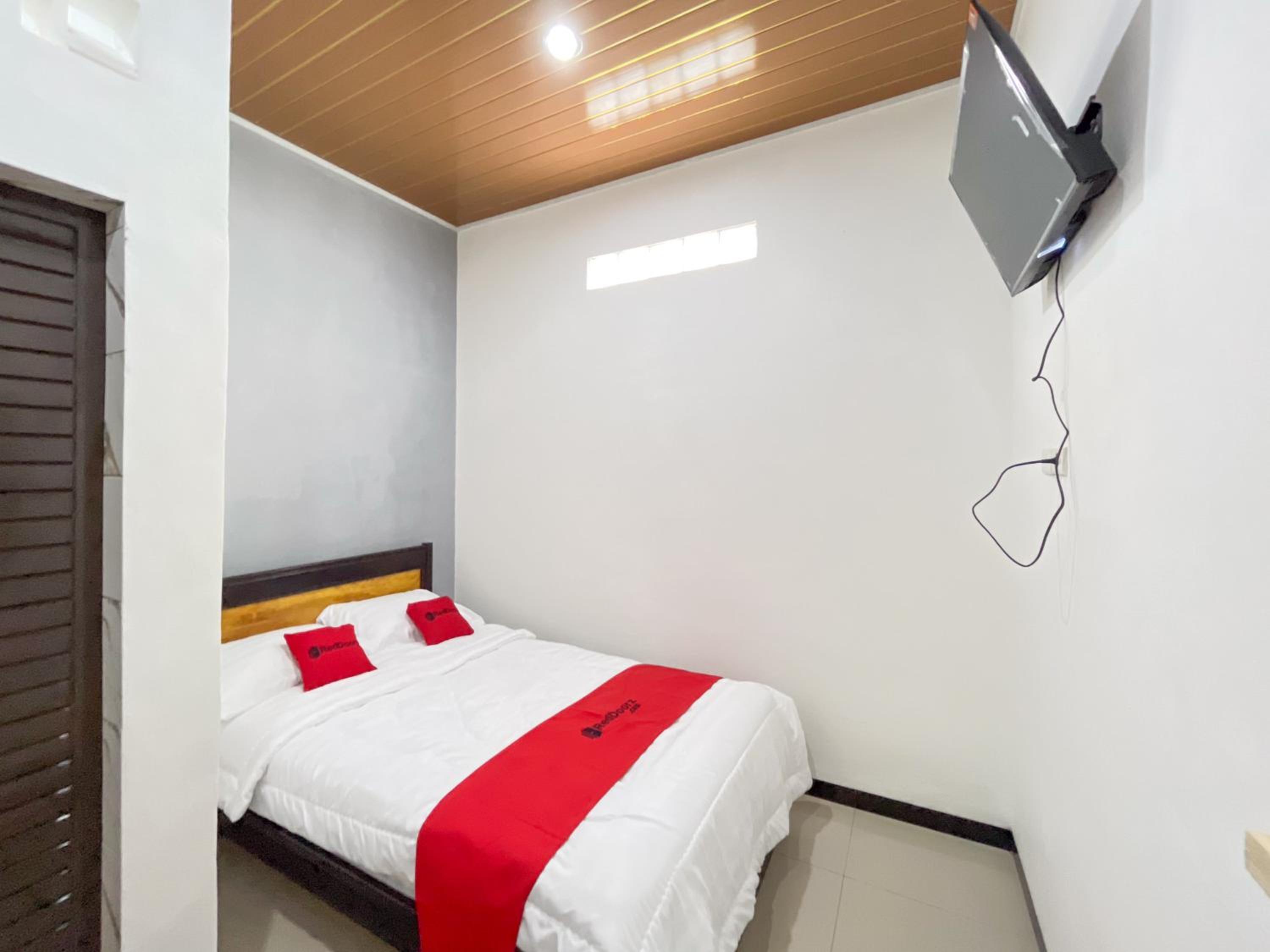 Standard Double Room - Photo 1