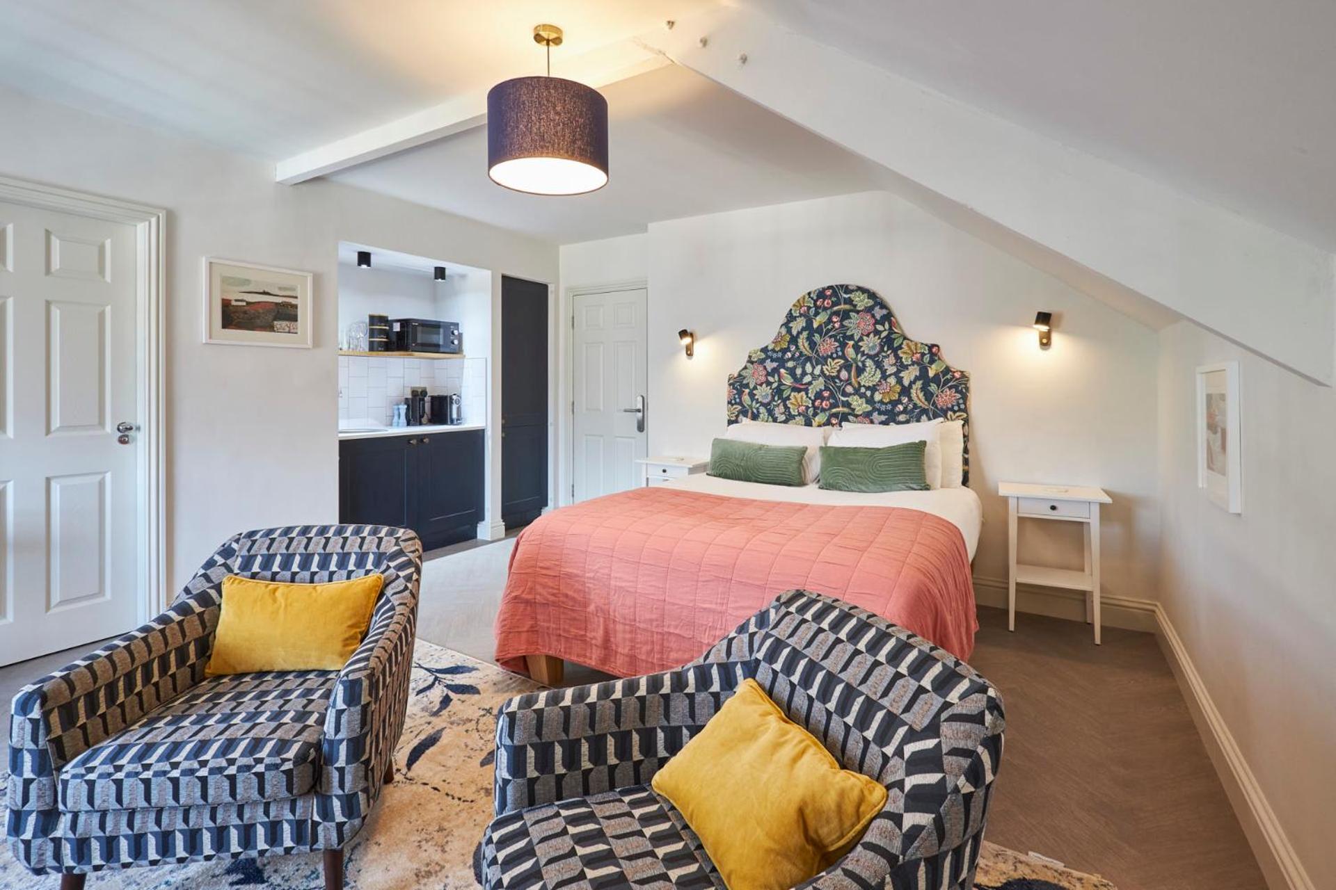 Studio Apartment