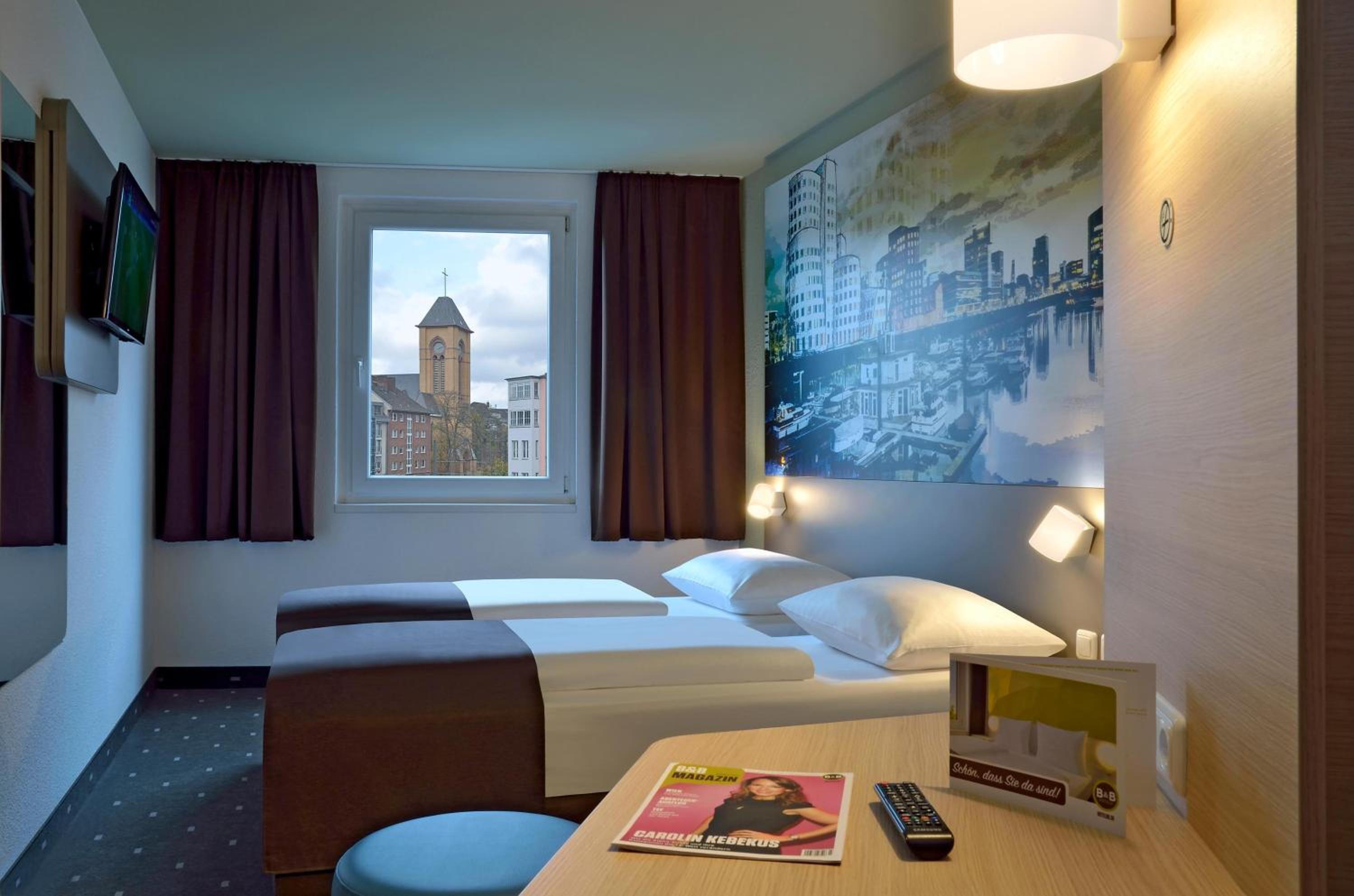 Twin Room - Photo 1