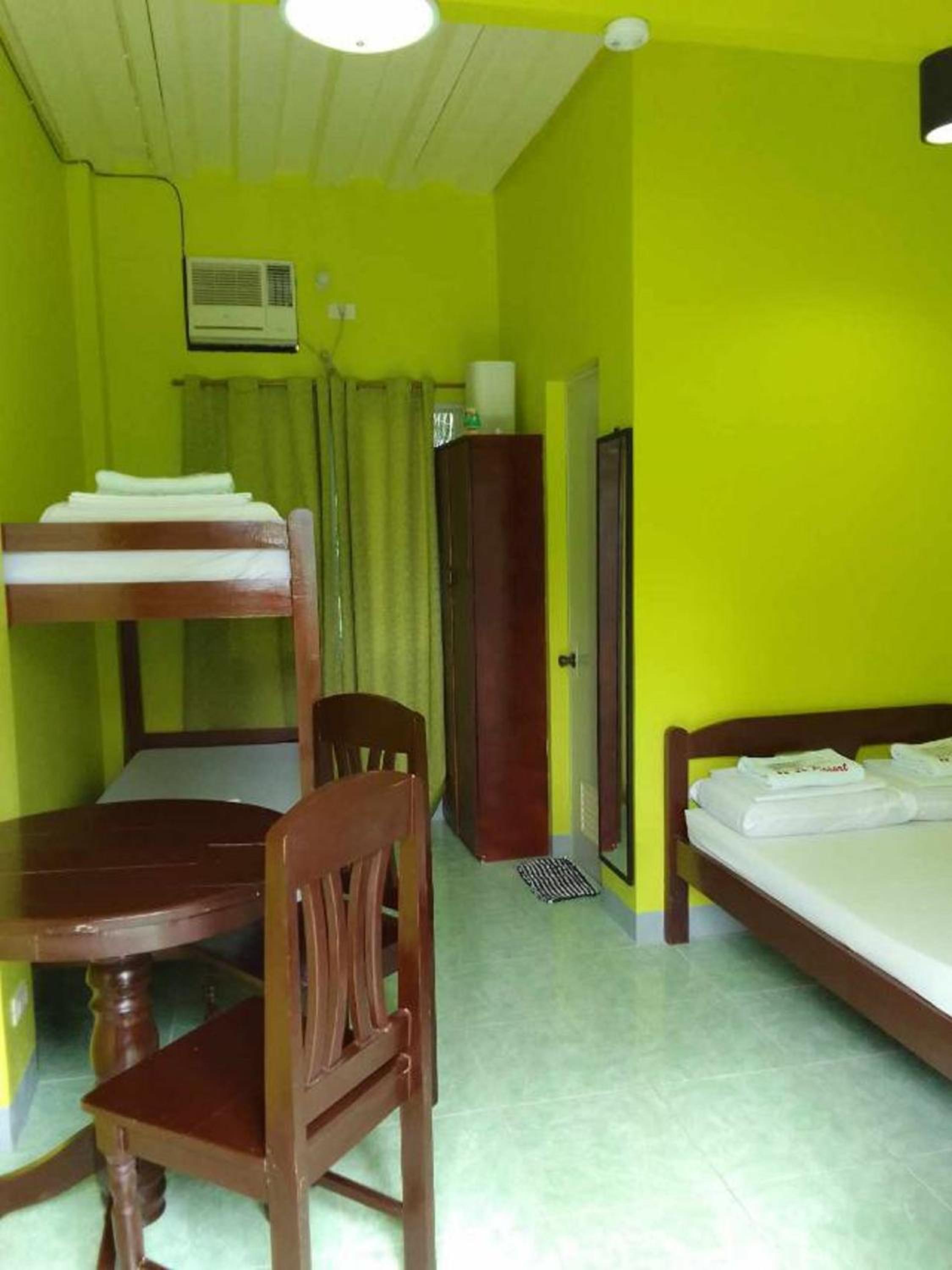 Deluxe Room - Photo 2