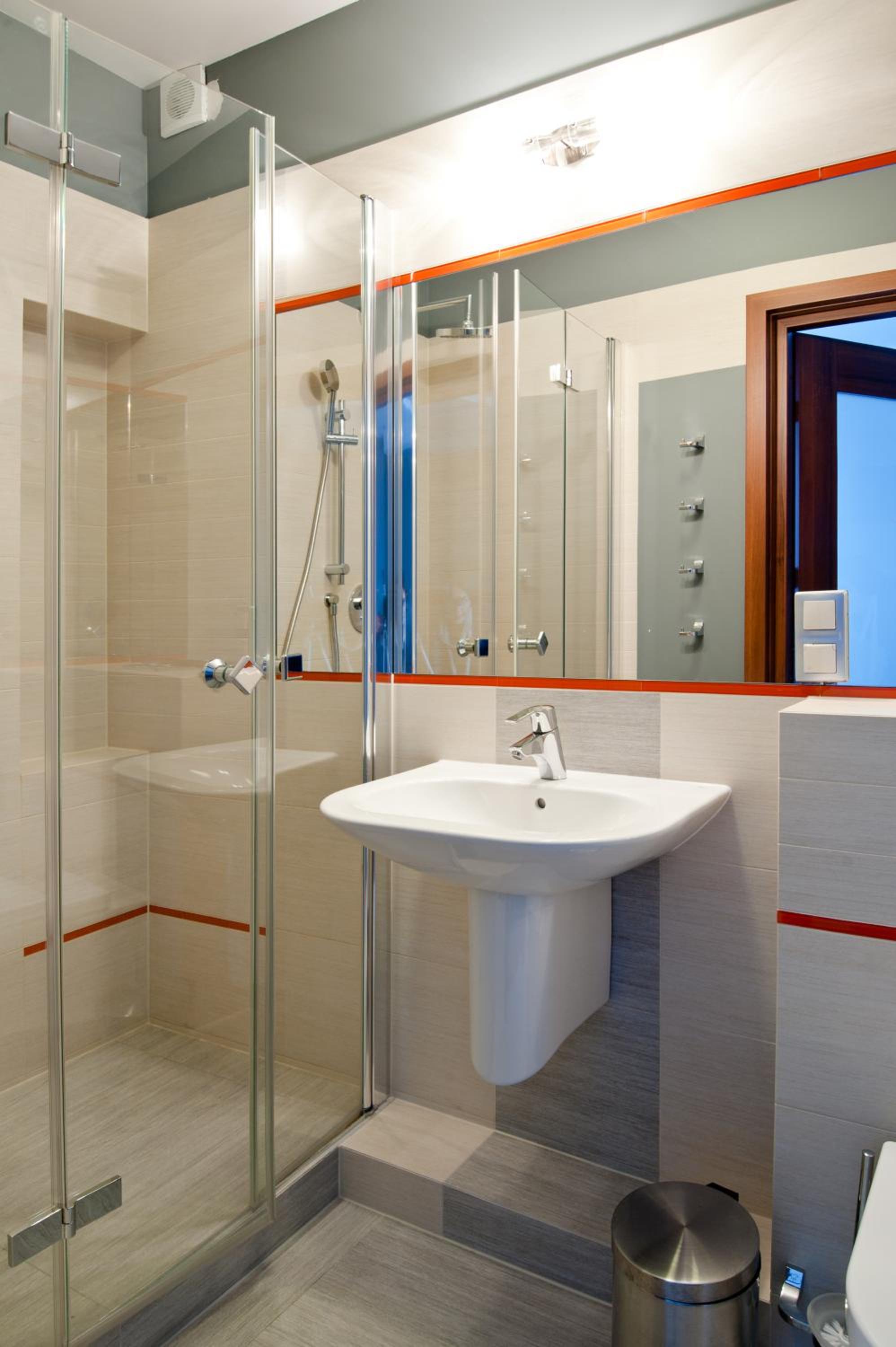 Quadruple Room - Photo 2