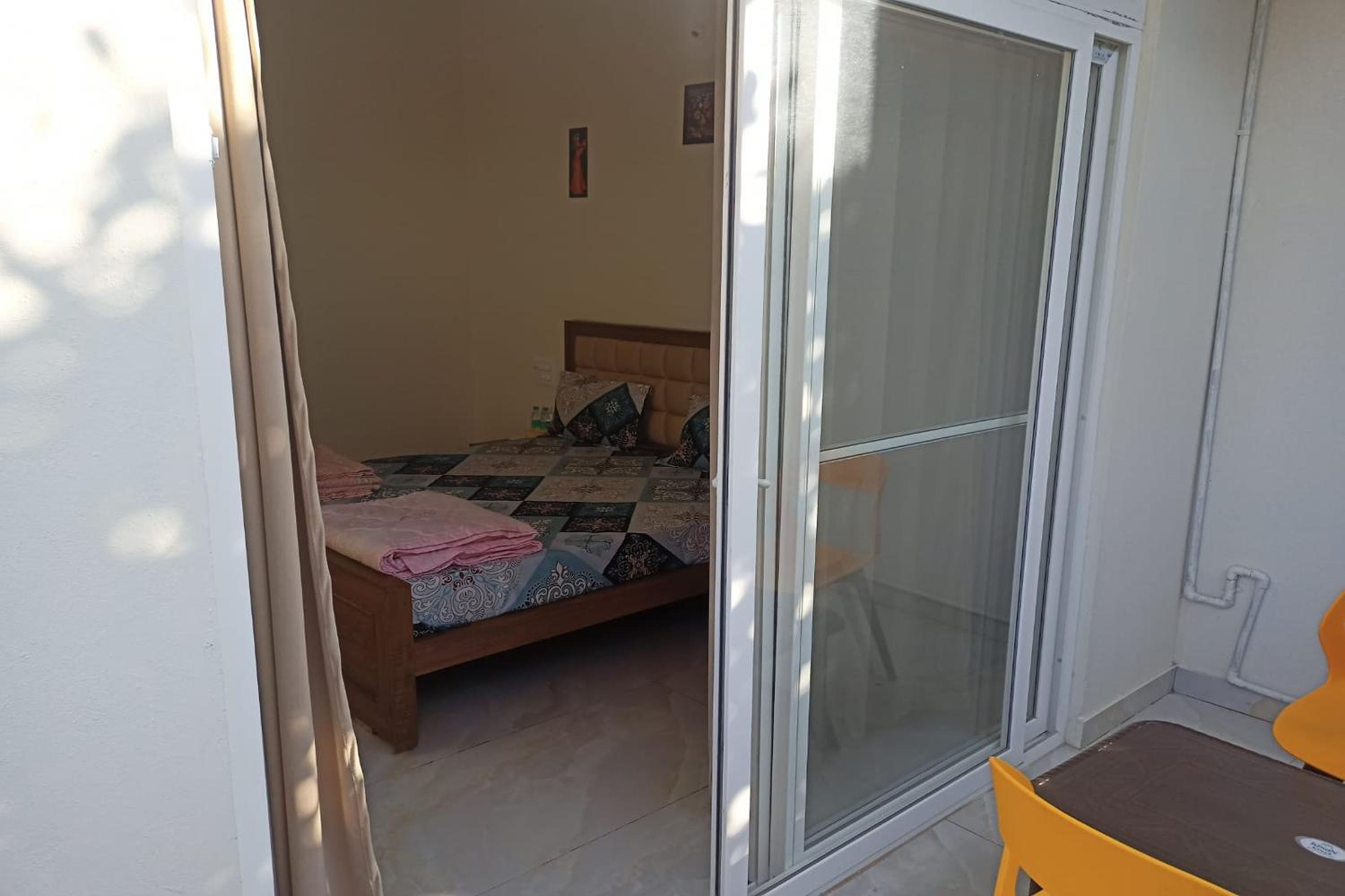 Suite - Photo 3