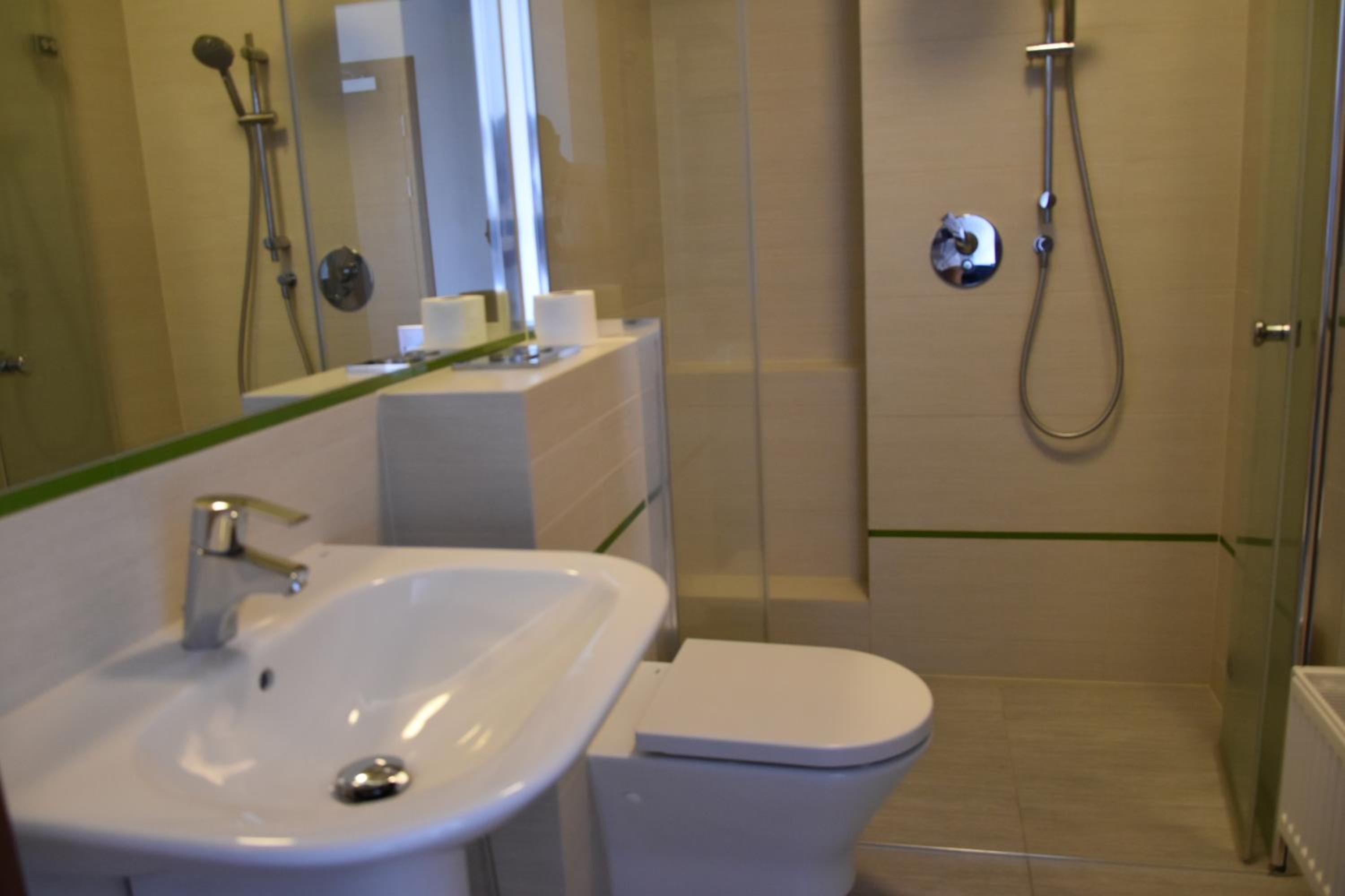 Triple Room - Photo 2