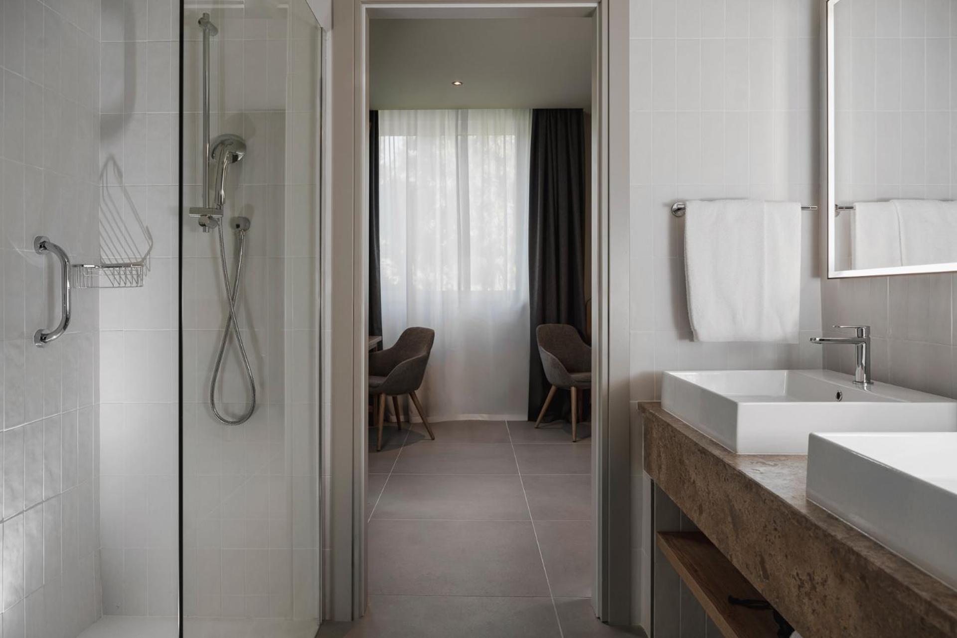 Two-Bedroom King Suite
