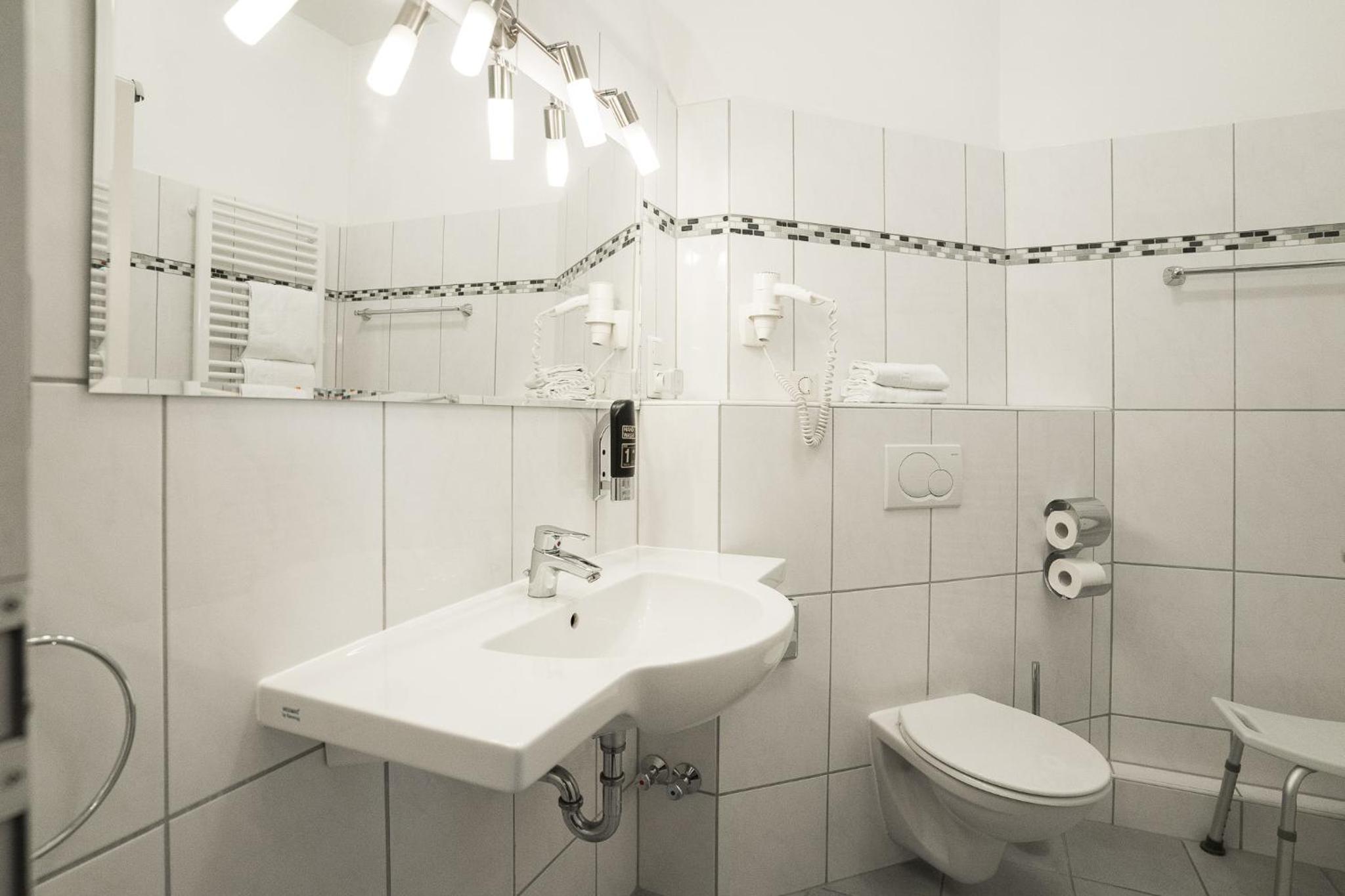 Superior Double Room - Photo 4